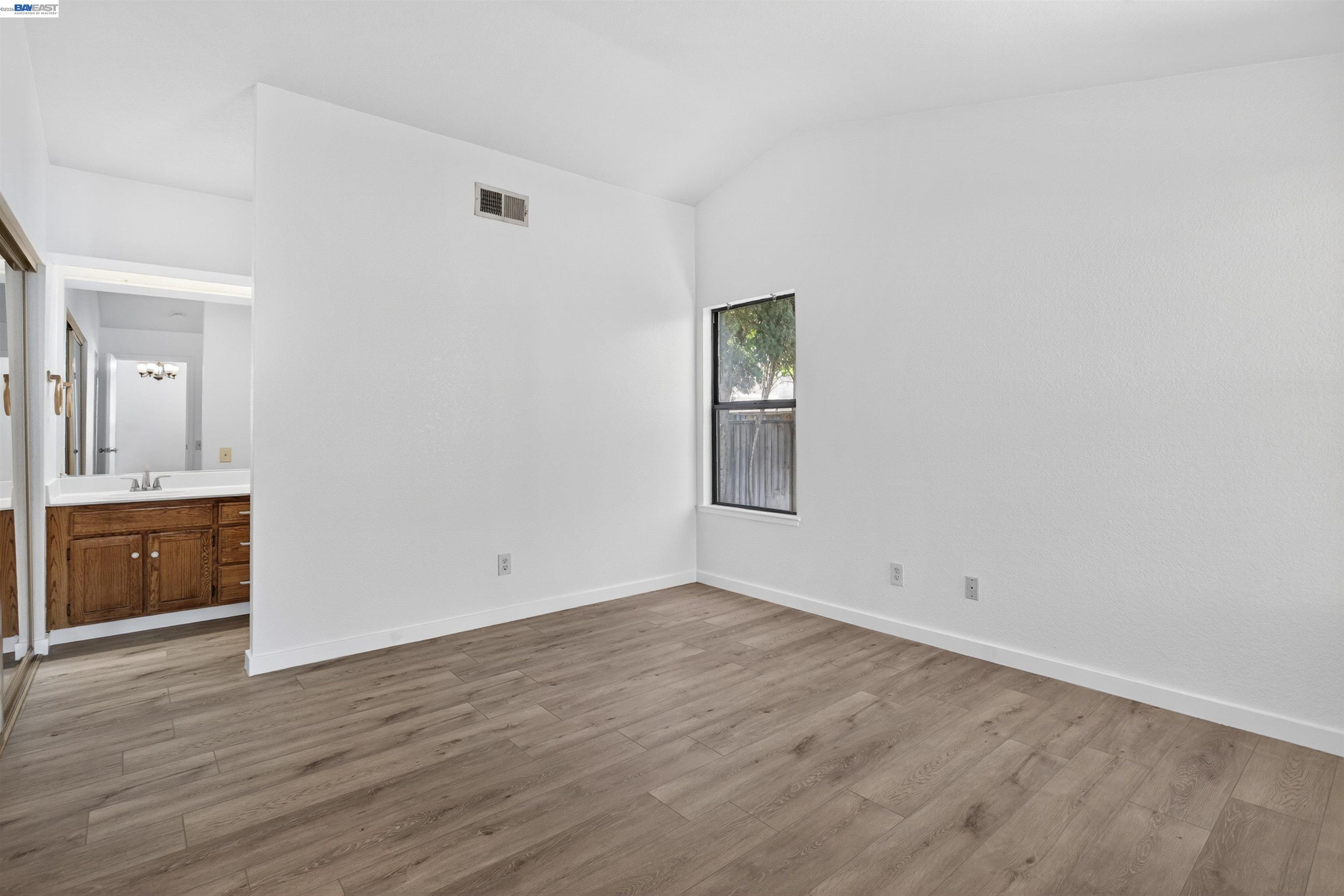 Detail Gallery Image 9 of 17 For 735 Timberline Ter, Brentwood,  CA 94513 - 3 Beds | 2 Baths