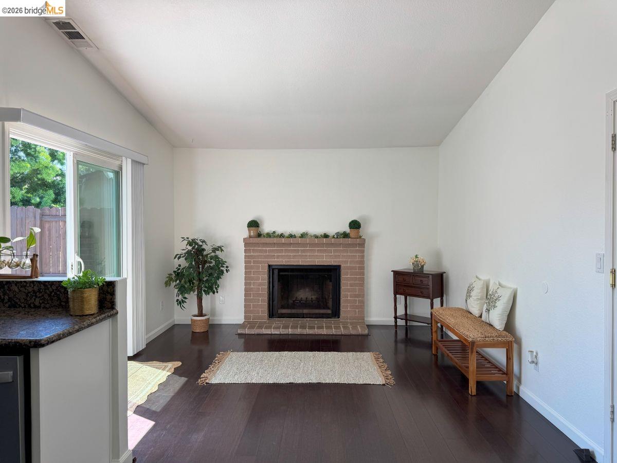 Detail Gallery Image 12 of 36 For 1769 Teresa Ln, Oakley,  CA 94561 - 3 Beds | 2 Baths