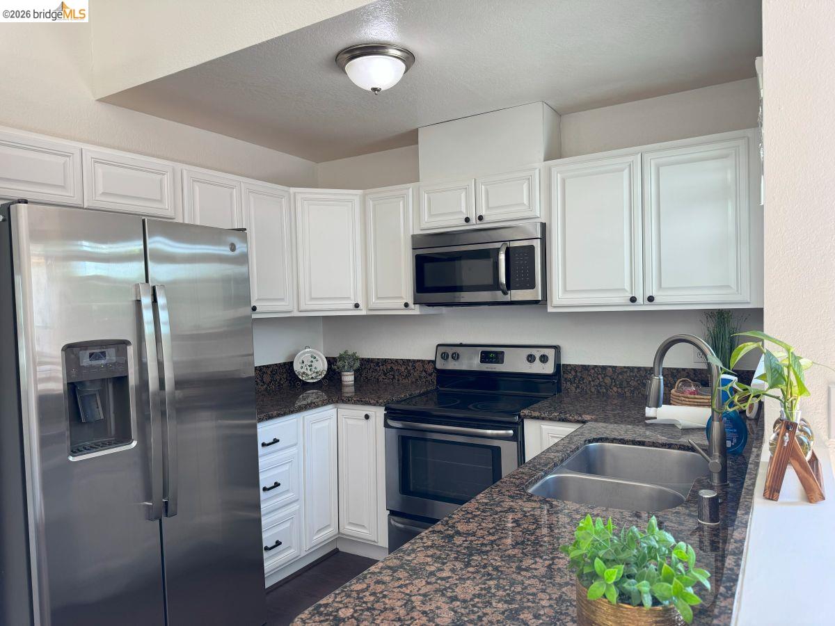 Detail Gallery Image 10 of 36 For 1769 Teresa Ln, Oakley,  CA 94561 - 3 Beds | 2 Baths
