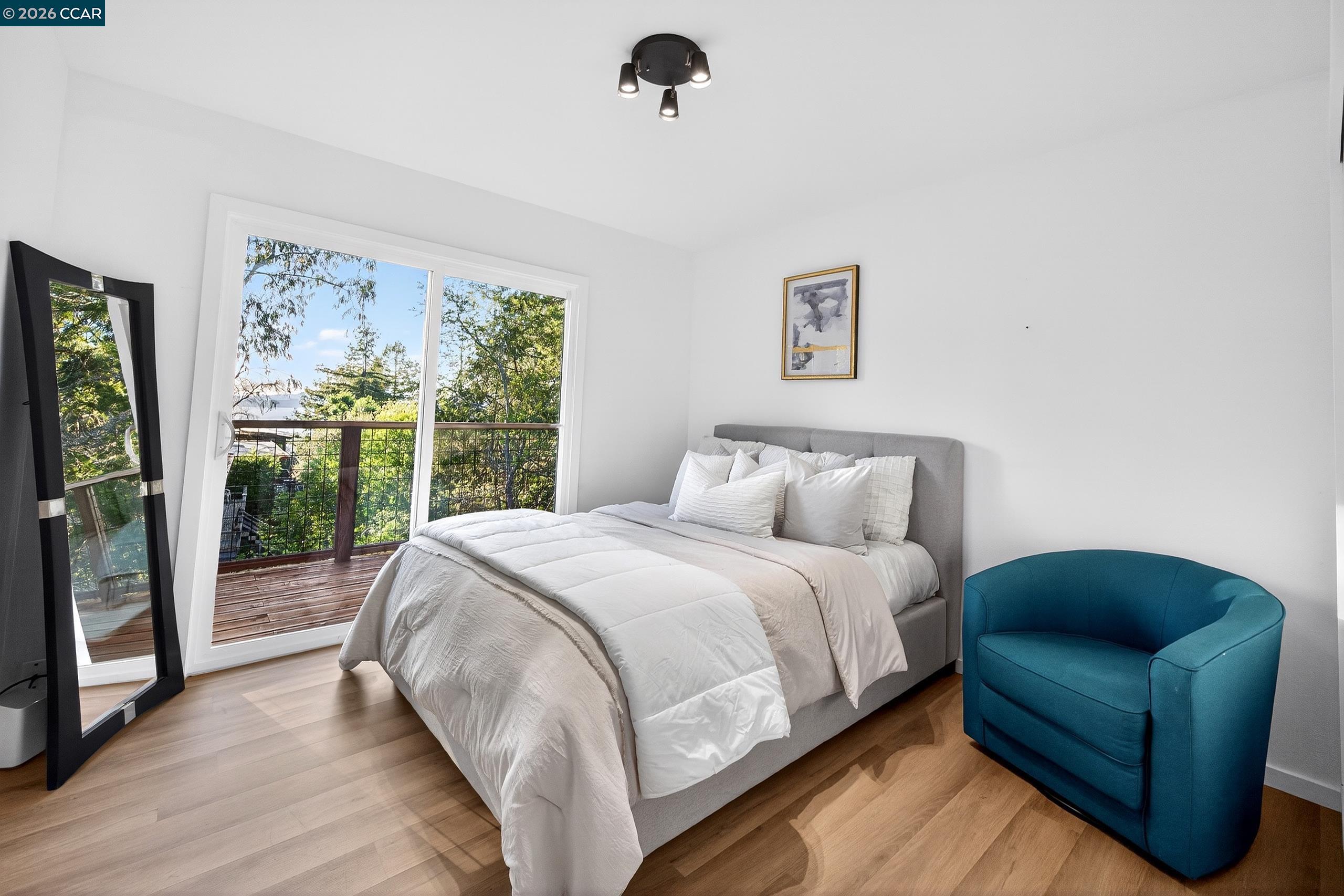 Detail Gallery Image 17 of 58 For 230 Fairlawn Dr, Berkeley,  CA 94708 - 4 Beds | 2 Baths