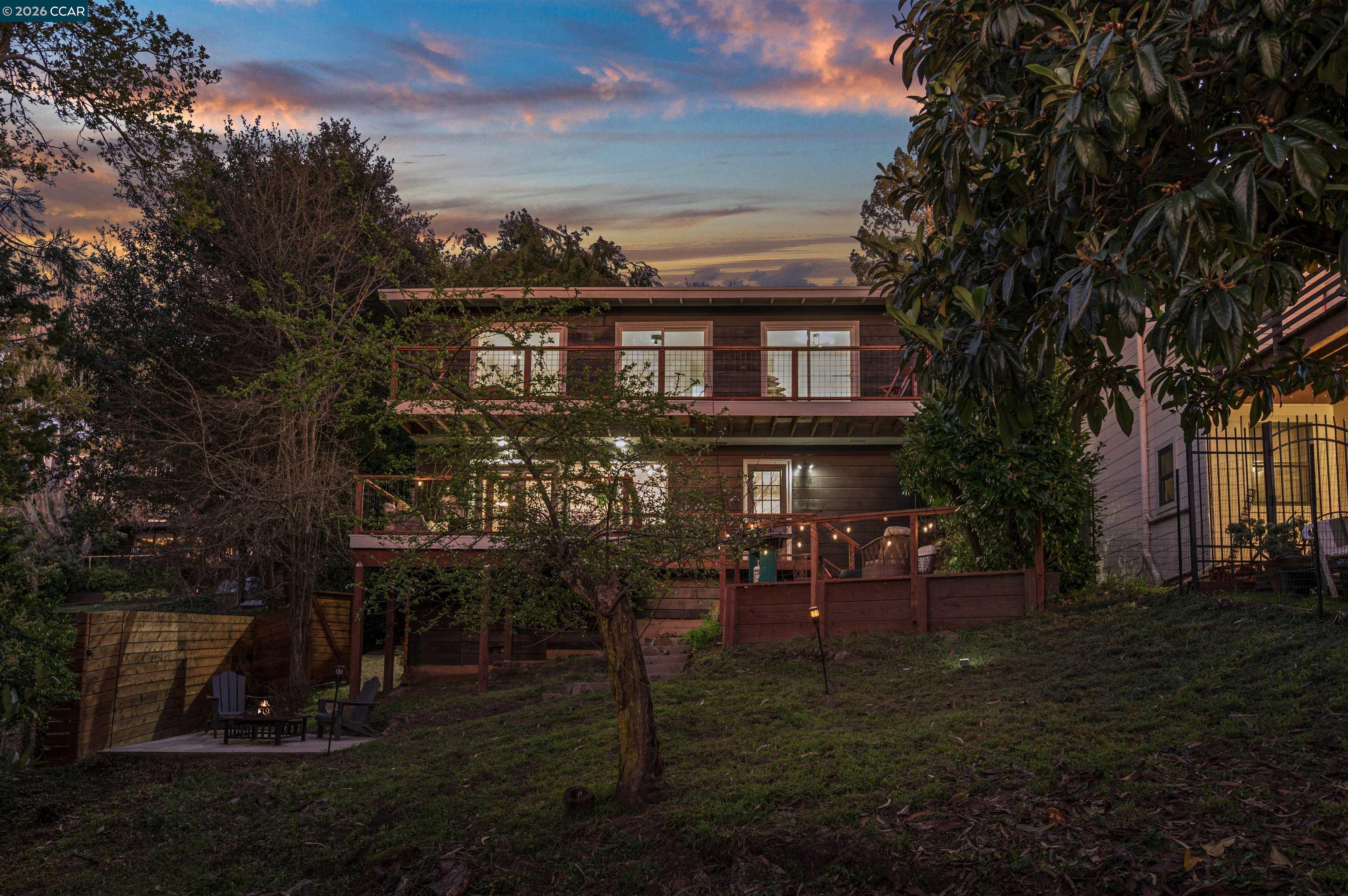 Detail Gallery Image 51 of 58 For 230 Fairlawn Dr, Berkeley,  CA 94708 - 4 Beds | 2 Baths