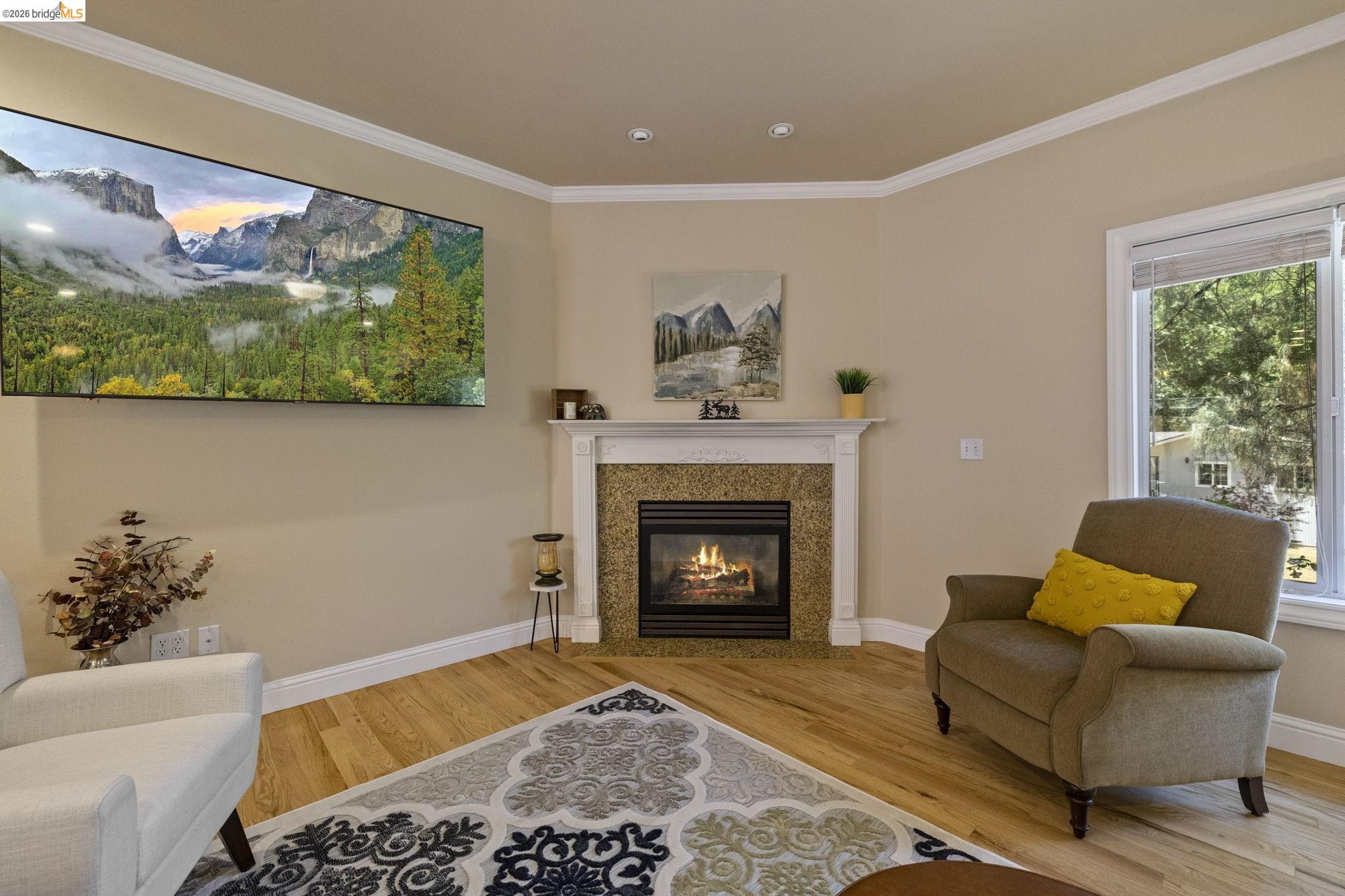 Detail Gallery Image 11 of 60 For 20686 Crest Pine Easement, Groveland,  CA 95321-9301 - 3 Beds | 2 Baths