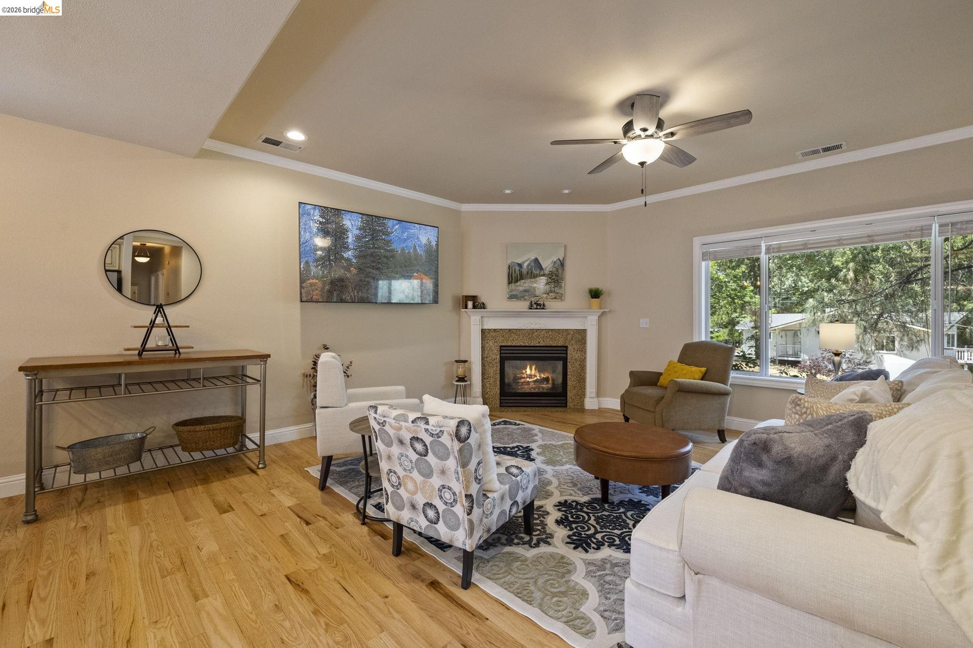 Detail Gallery Image 9 of 60 For 20686 Crest Pine Easement, Groveland,  CA 95321-9301 - 3 Beds | 2 Baths