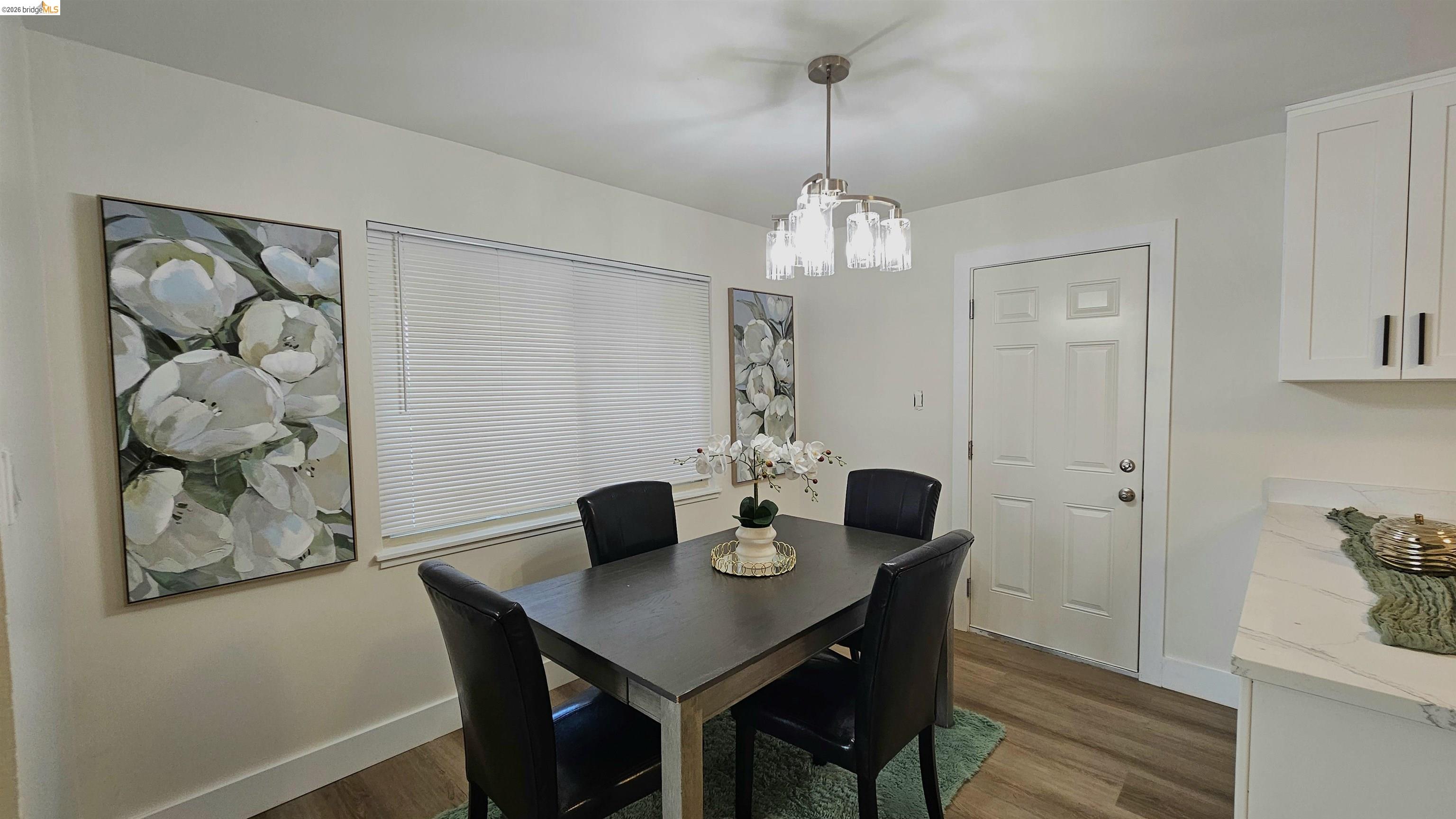 Detail Gallery Image 10 of 25 For 95 W Leland Rd, Pittsburg,  CA 94565 - 3 Beds | 2 Baths