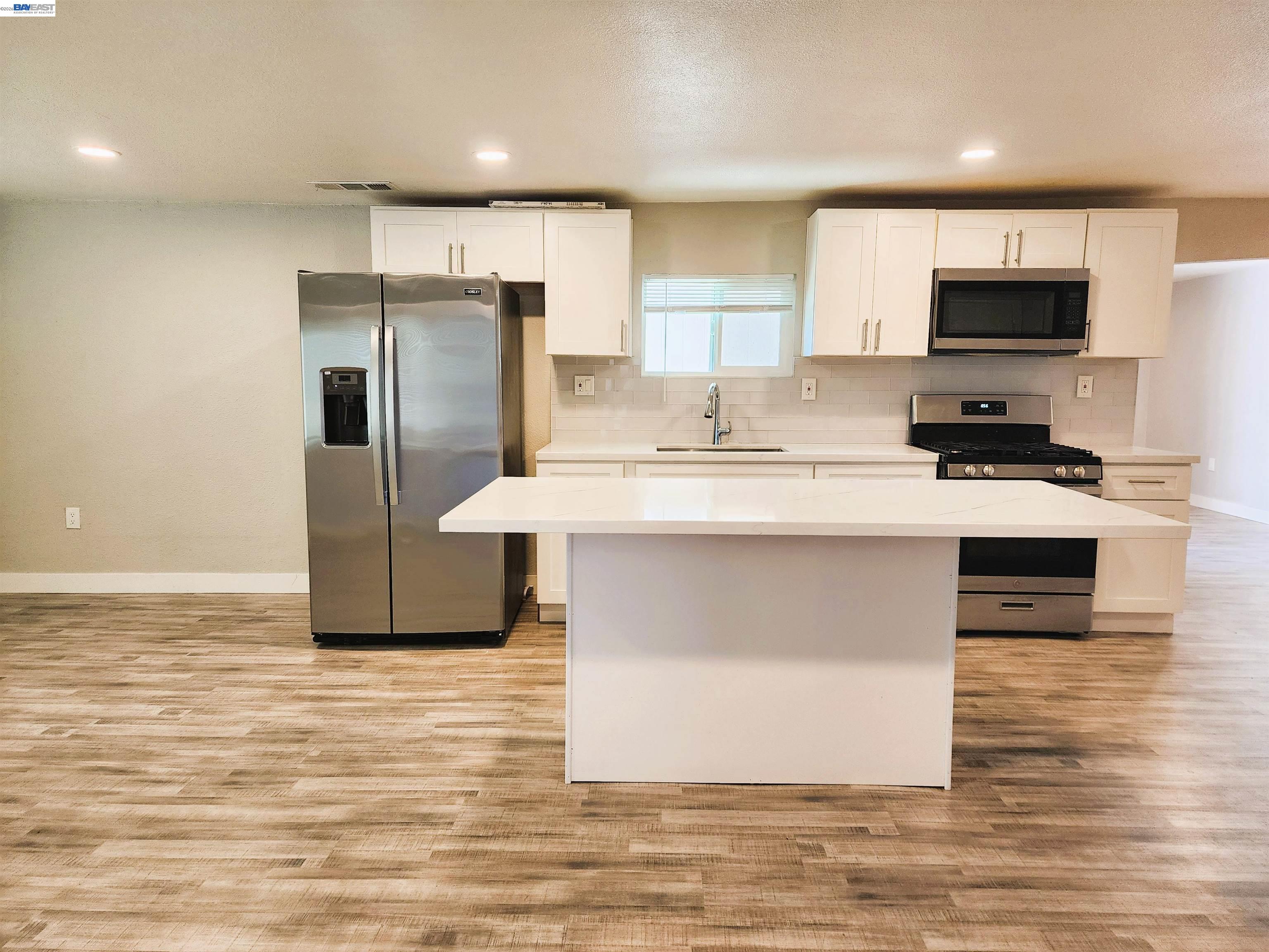 Detail Gallery Image 11 of 28 For 28 W Madill St, Antioch,  CA 94509 - 3 Beds | 2 Baths