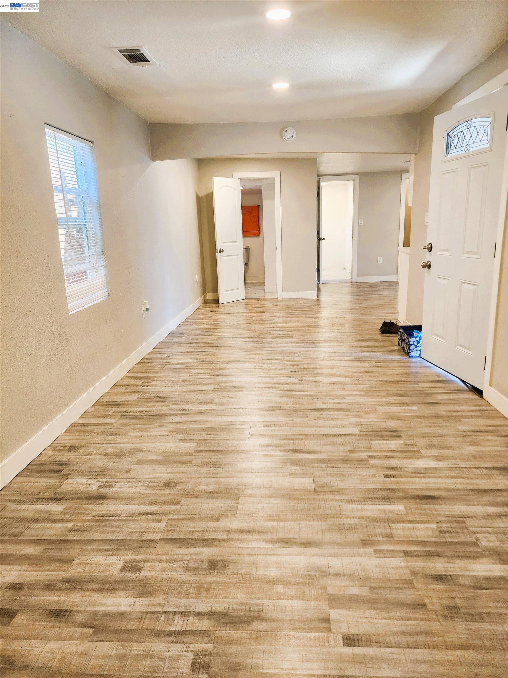 Detail Gallery Image 14 of 28 For 28 W Madill St, Antioch,  CA 94509 - 3 Beds | 2 Baths