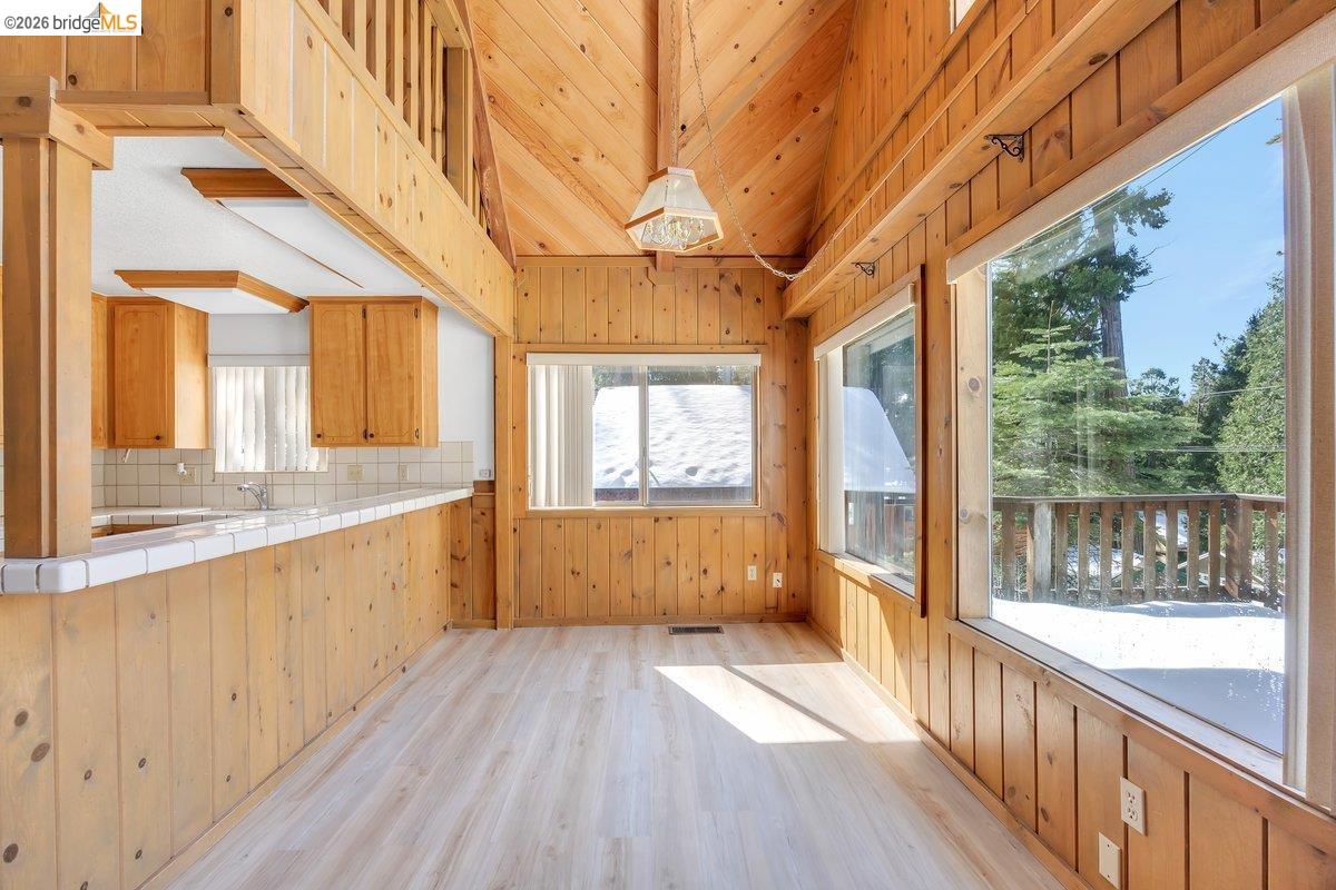 Detail Gallery Image 10 of 36 For 24127 Paipu Rd, Mi Wuk Village,  CA 95346 - 3 Beds | 2 Baths