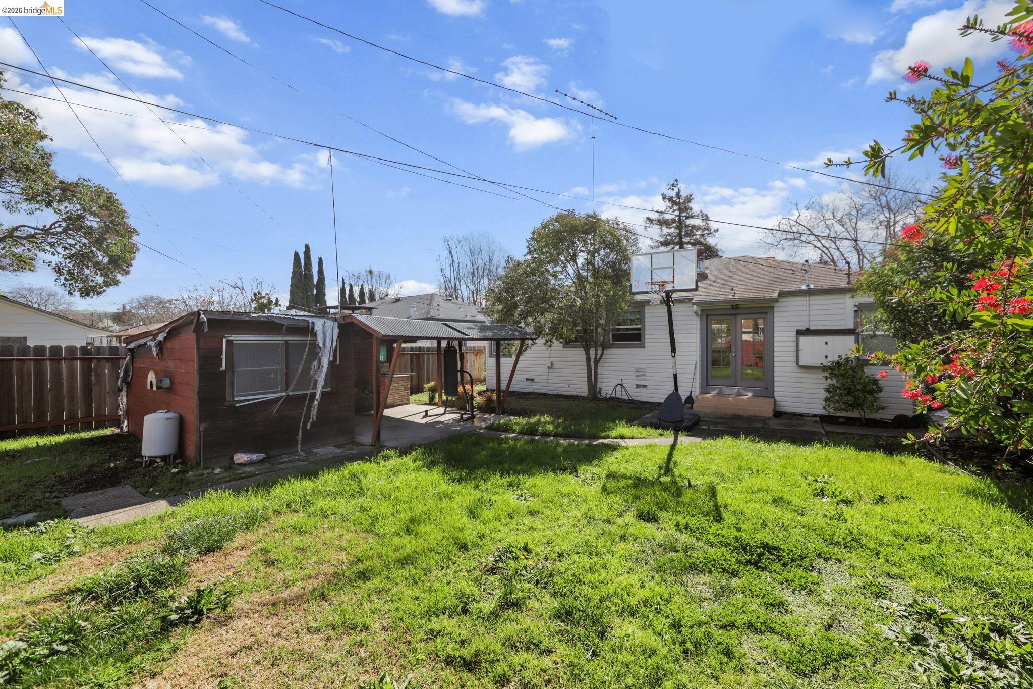 Detail Gallery Image 15 of 34 For 104 Foster St, Vallejo,  CA 94591 - 3 Beds | 1 Baths