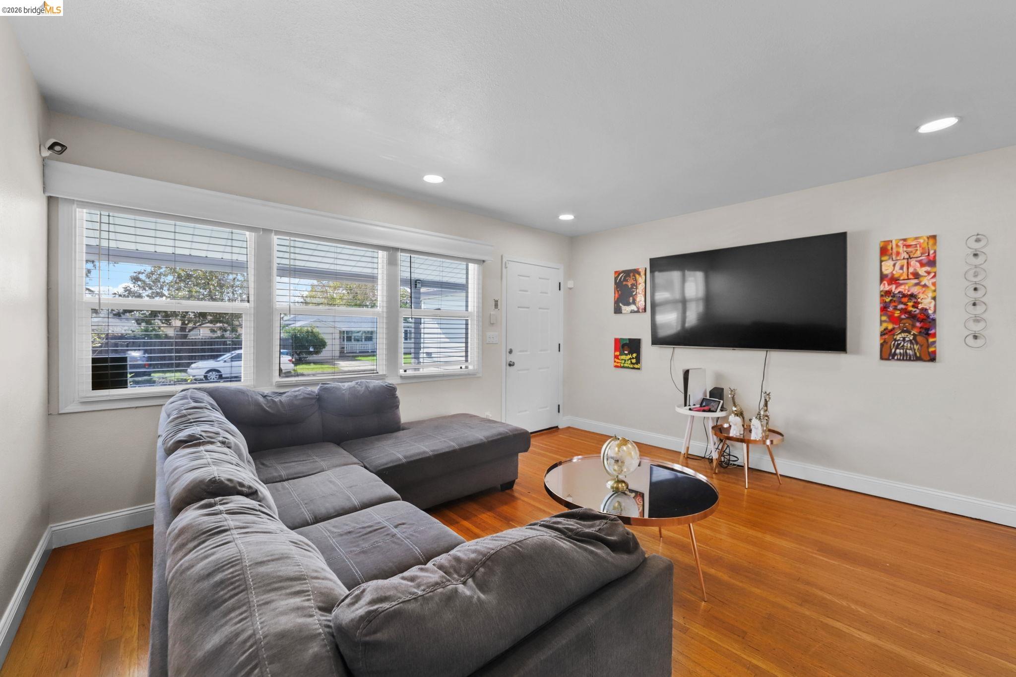 Detail Gallery Image 22 of 34 For 104 Foster St, Vallejo,  CA 94591 - 3 Beds | 1 Baths