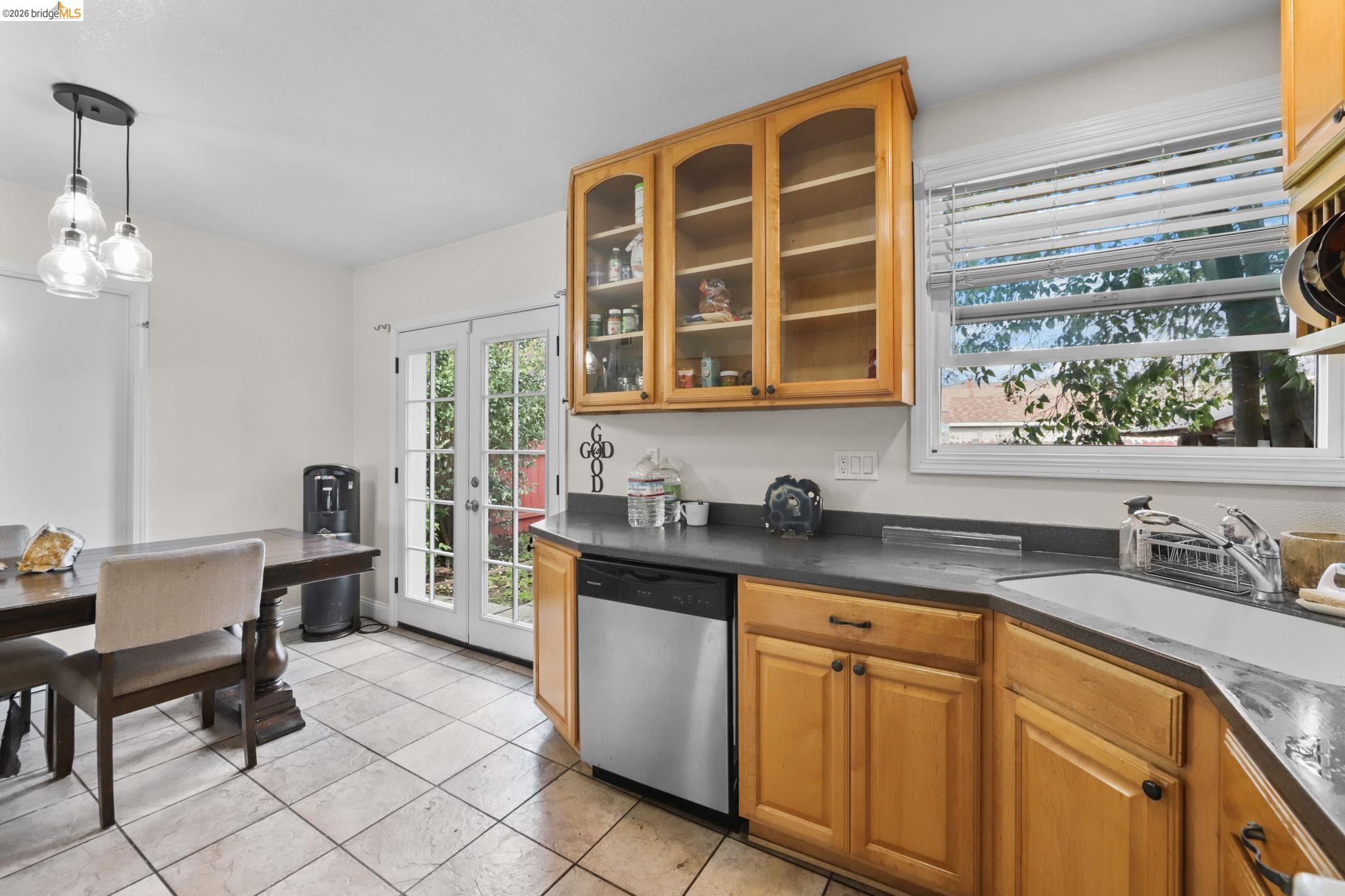 Detail Gallery Image 34 of 34 For 104 Foster St, Vallejo,  CA 94591 - 3 Beds | 1 Baths