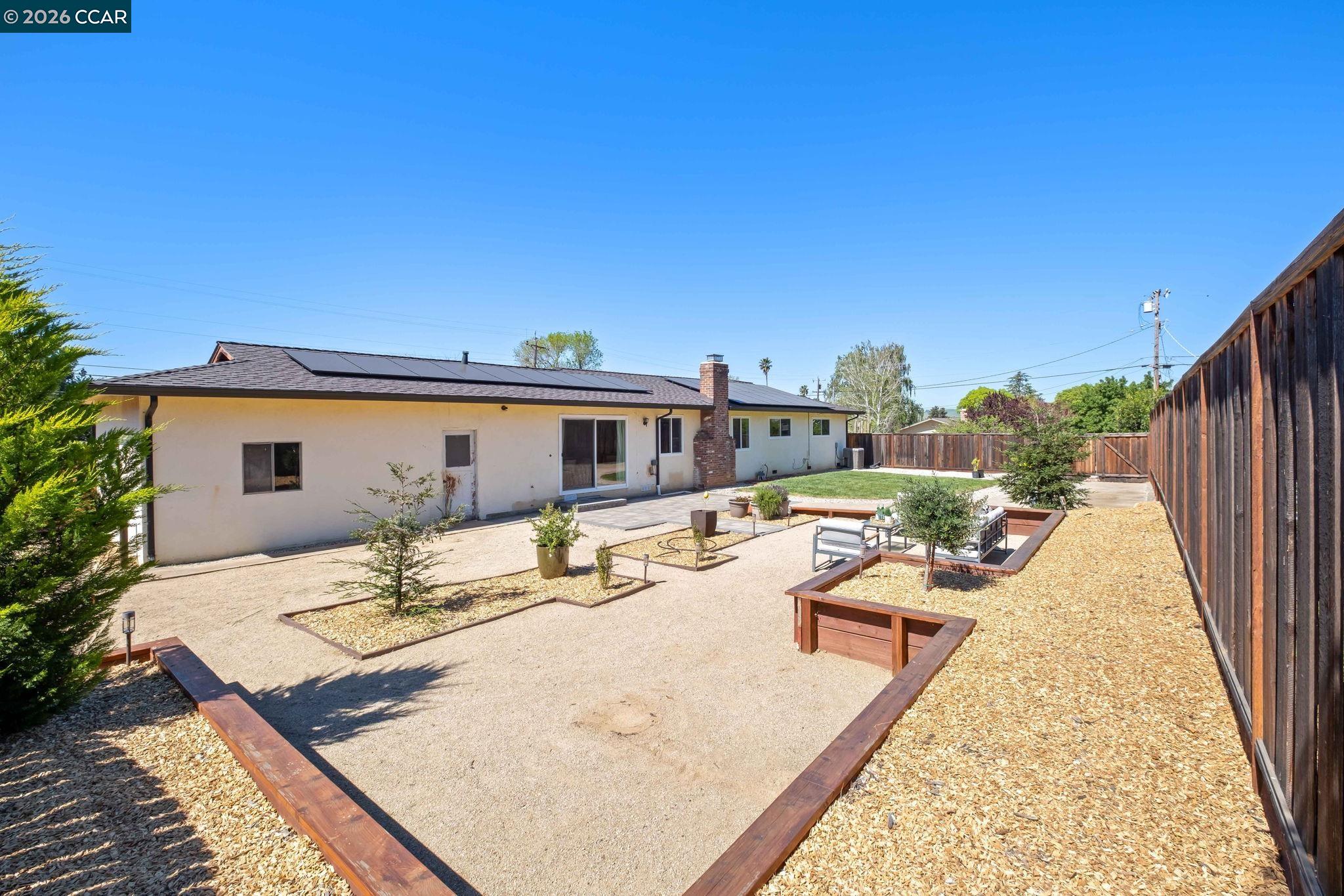 Detail Gallery Image 32 of 50 For 1394 El Camino Dr, Clayton,  CA 94517 - 3 Beds | 2 Baths