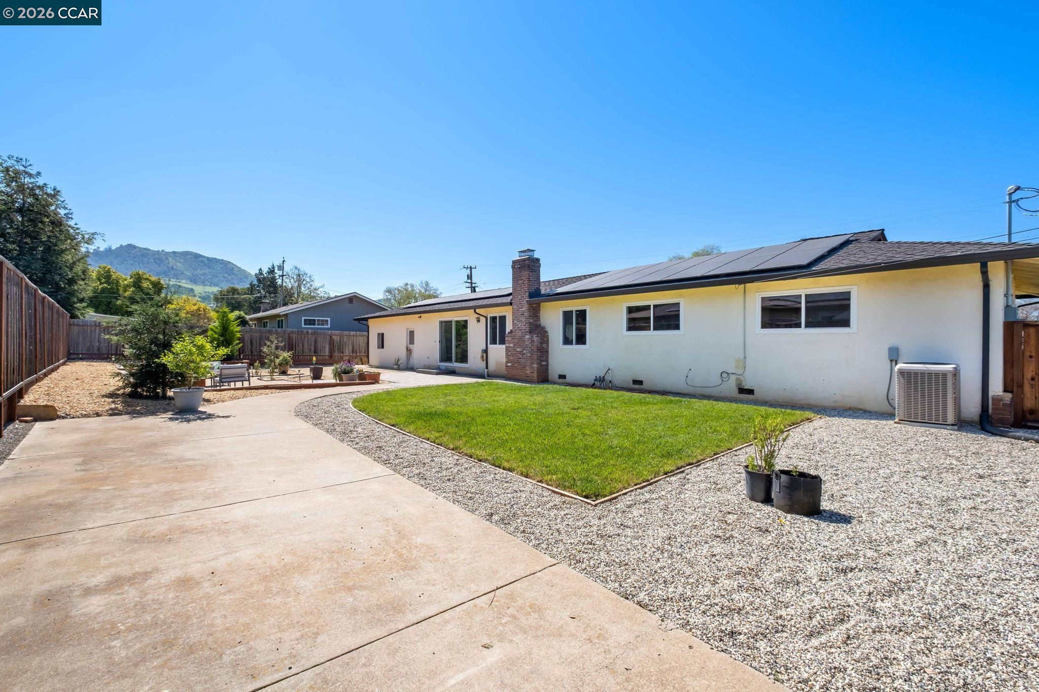 Detail Gallery Image 34 of 50 For 1394 El Camino Dr, Clayton,  CA 94517 - 3 Beds | 2 Baths