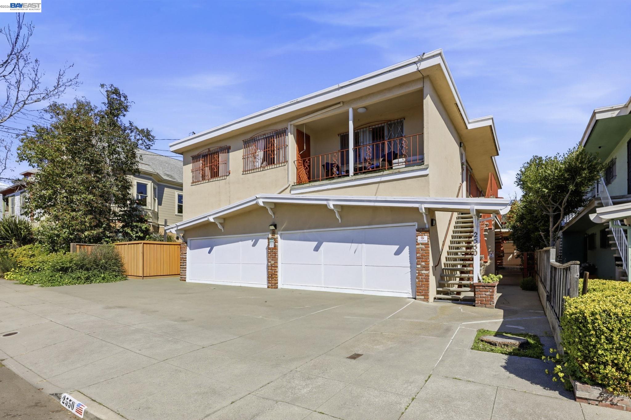 Detail Gallery Image 2 of 48 For 2550 Damuth St, Oakland,  CA 94602 - – Beds | – Baths