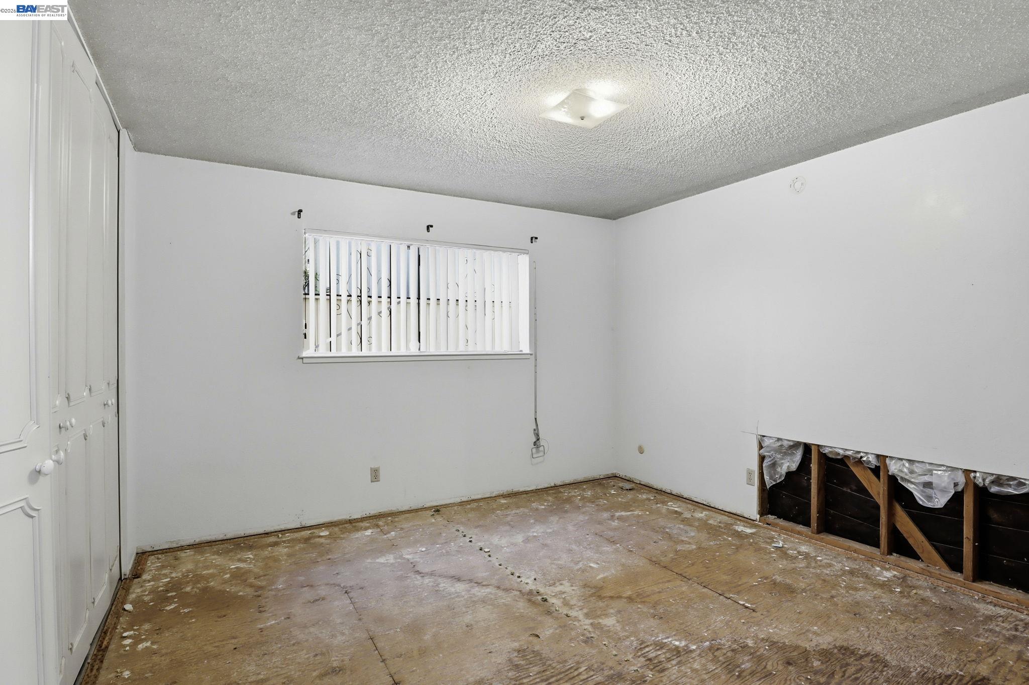 Detail Gallery Image 18 of 48 For 2550 Damuth St, Oakland,  CA 94602 - – Beds | – Baths