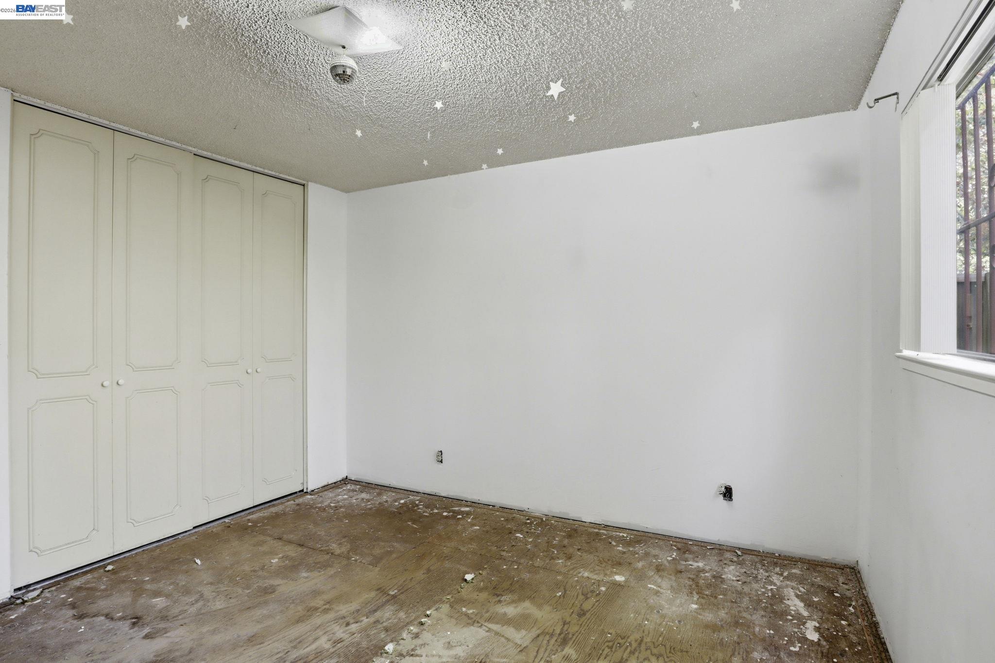 Detail Gallery Image 23 of 48 For 2550 Damuth St, Oakland,  CA 94602 - – Beds | – Baths