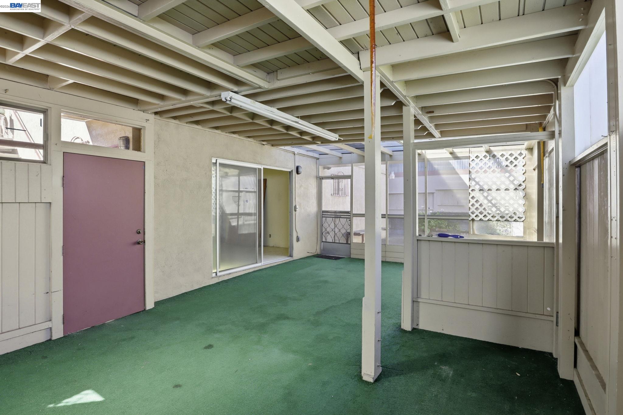 Detail Gallery Image 27 of 48 For 2550 Damuth St, Oakland,  CA 94602 - – Beds | – Baths