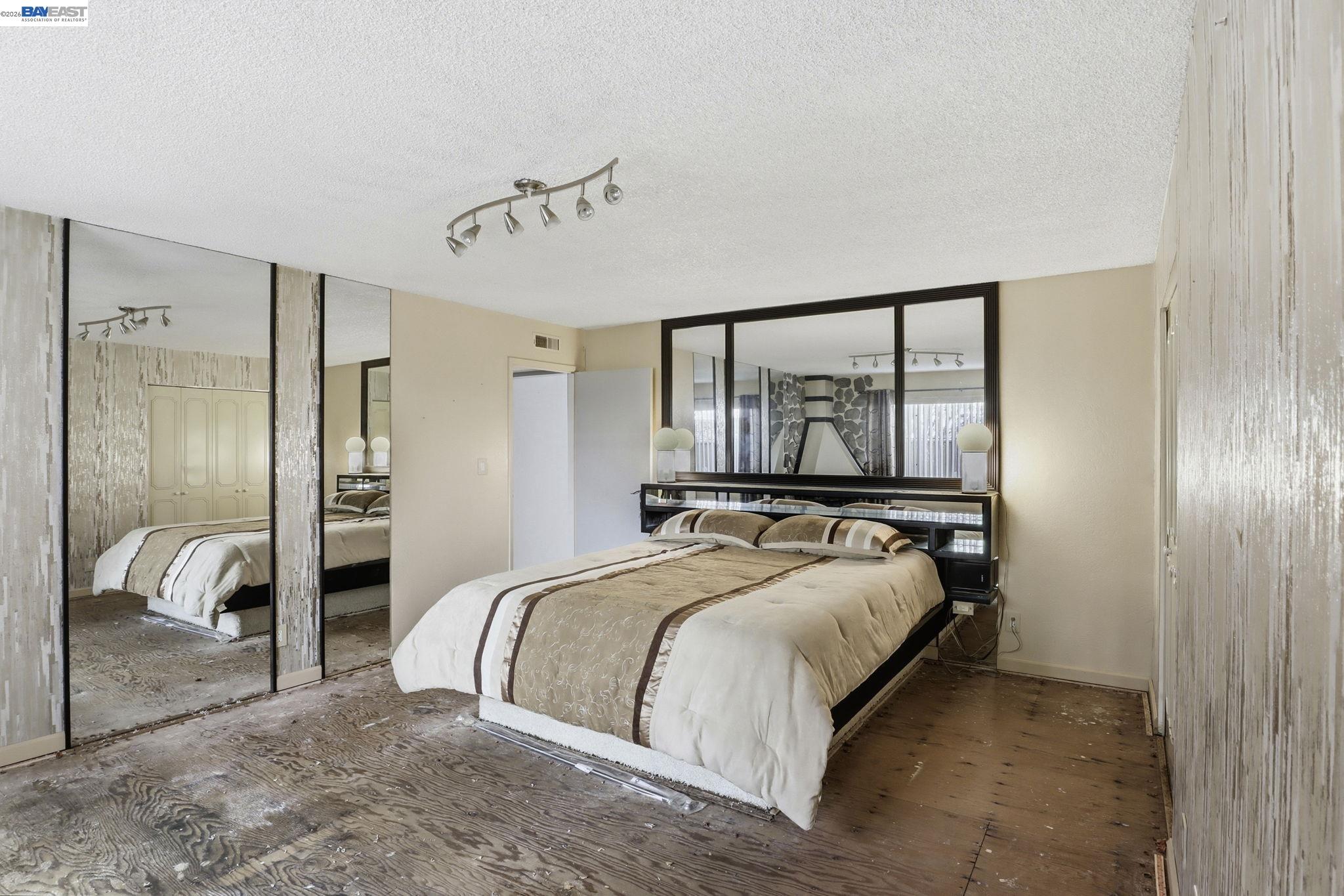 Detail Gallery Image 38 of 48 For 2550 Damuth St, Oakland,  CA 94602 - – Beds | – Baths