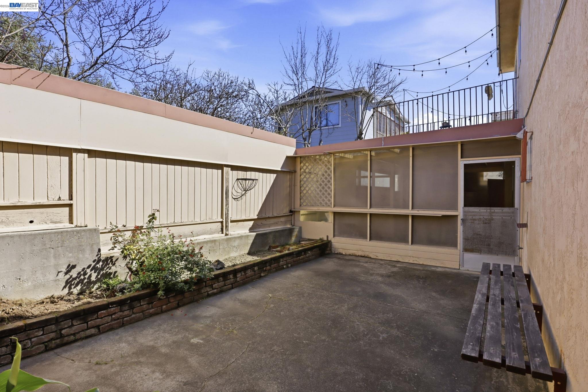 Detail Gallery Image 42 of 48 For 2550 Damuth St, Oakland,  CA 94602 - – Beds | – Baths