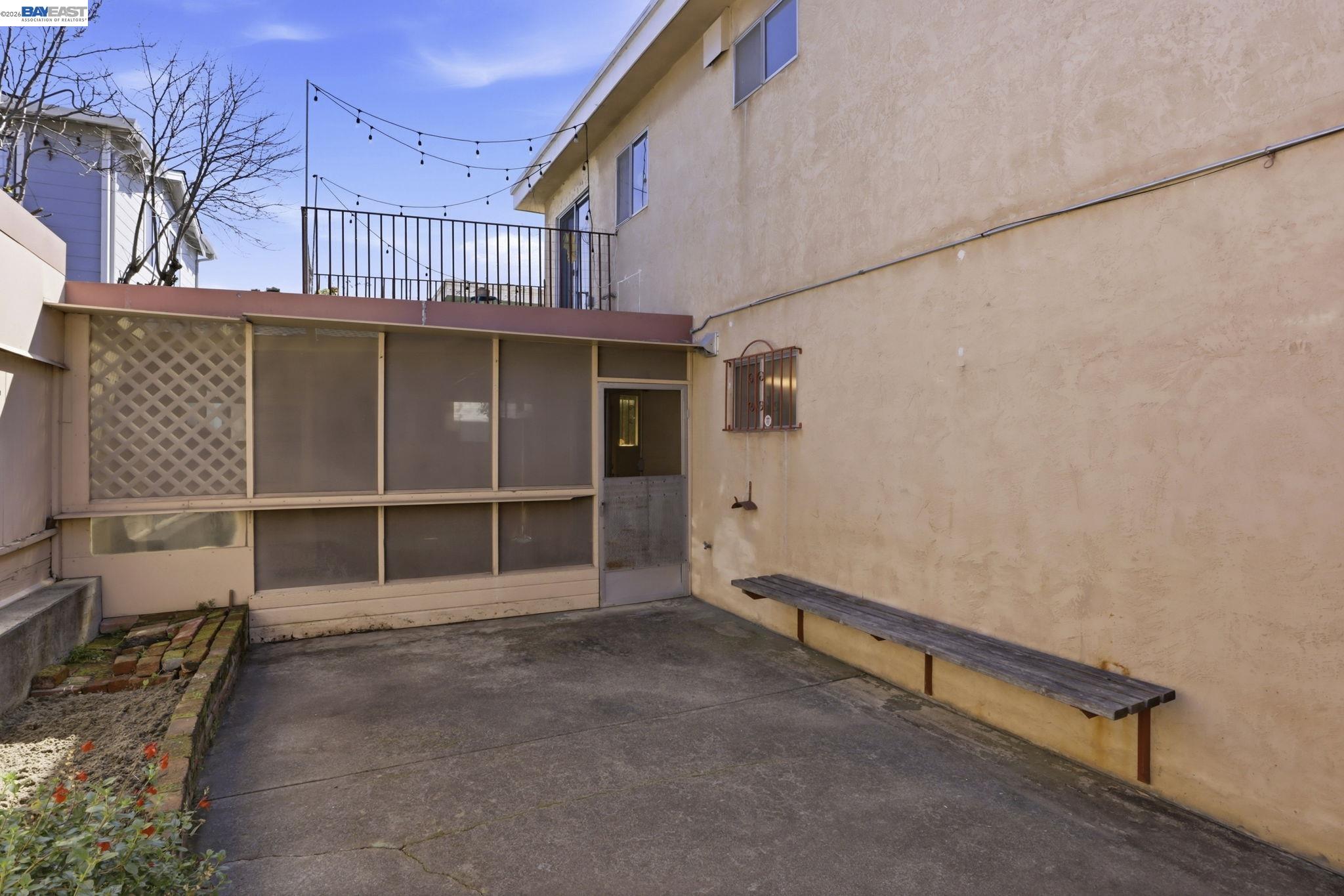 Detail Gallery Image 44 of 48 For 2550 Damuth St, Oakland,  CA 94602 - – Beds | – Baths