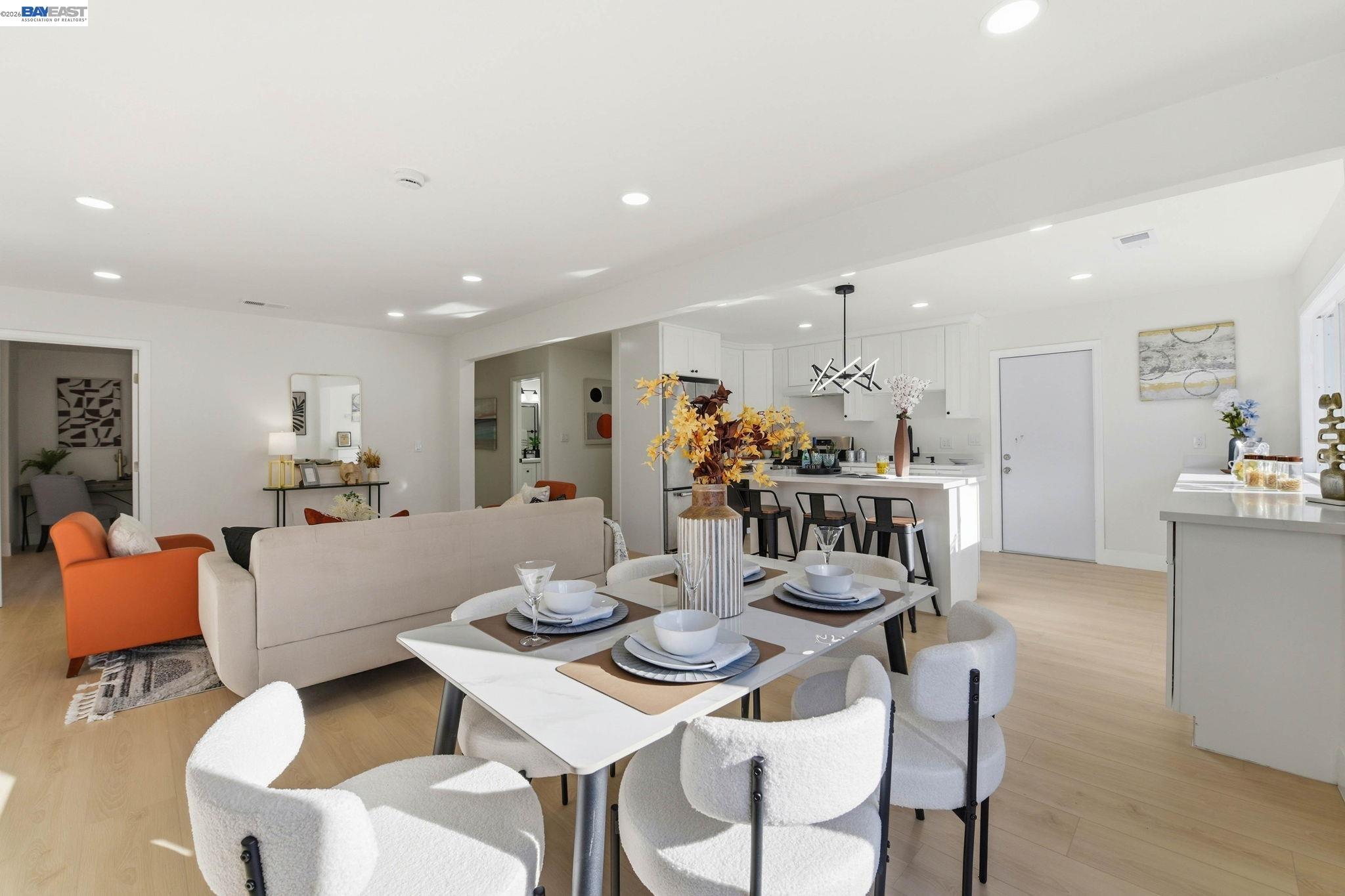 Detail Gallery Image 17 of 44 For 137 Tamarack Dr, Union City,  CA 94587 - 4 Beds | 3 Baths