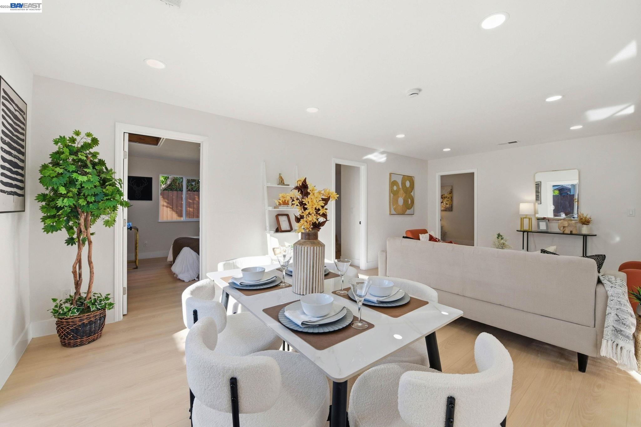 Detail Gallery Image 18 of 44 For 137 Tamarack Dr, Union City,  CA 94587 - 4 Beds | 3 Baths