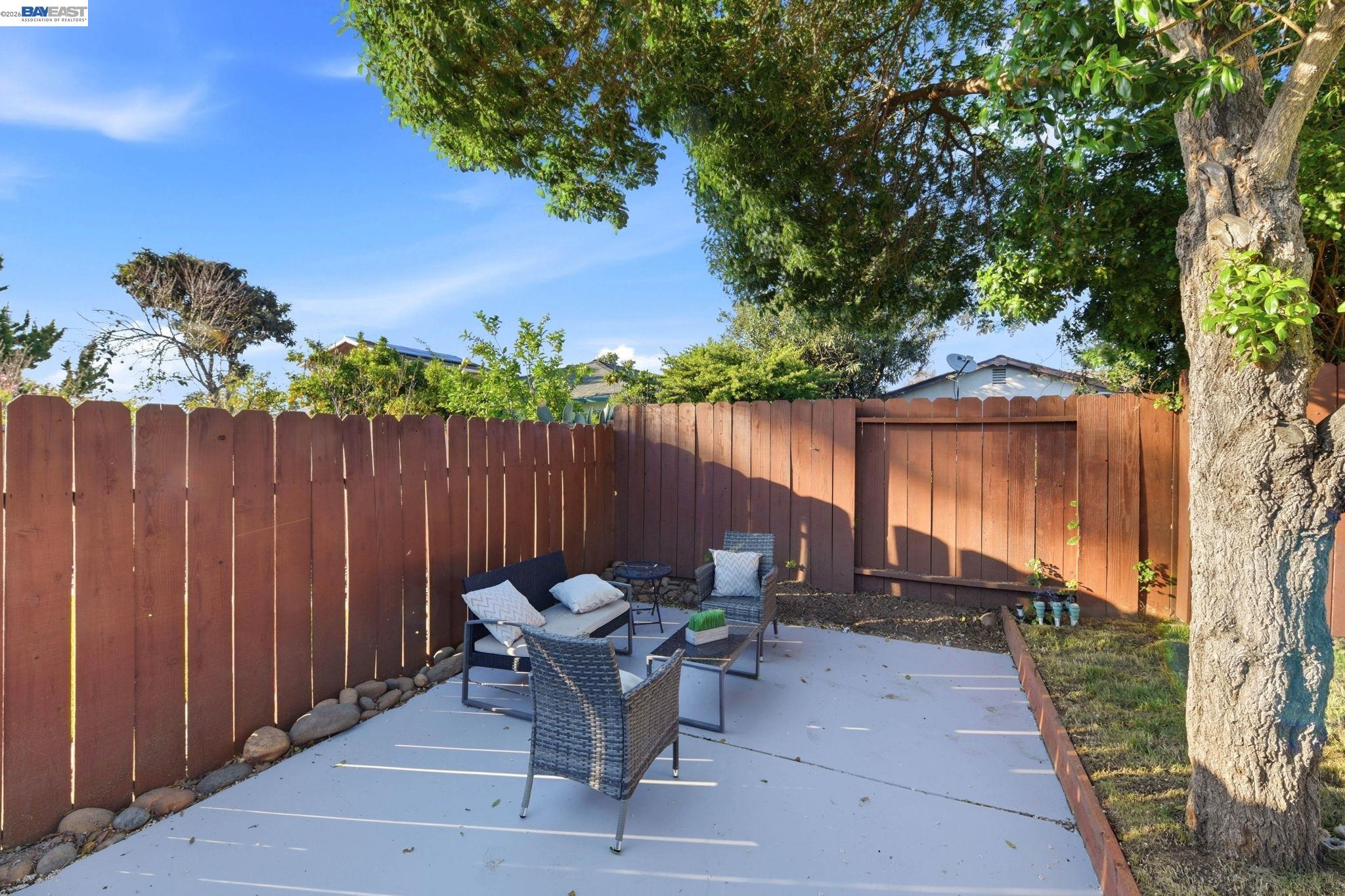 Detail Gallery Image 41 of 44 For 137 Tamarack Dr, Union City,  CA 94587 - 4 Beds | 3 Baths