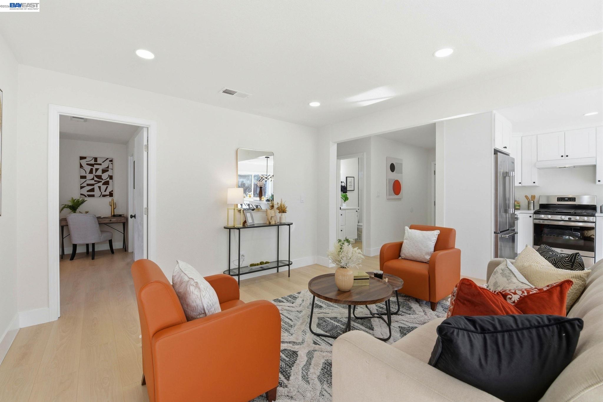 Detail Gallery Image 9 of 44 For 137 Tamarack Dr, Union City,  CA 94587 - 4 Beds | 3 Baths