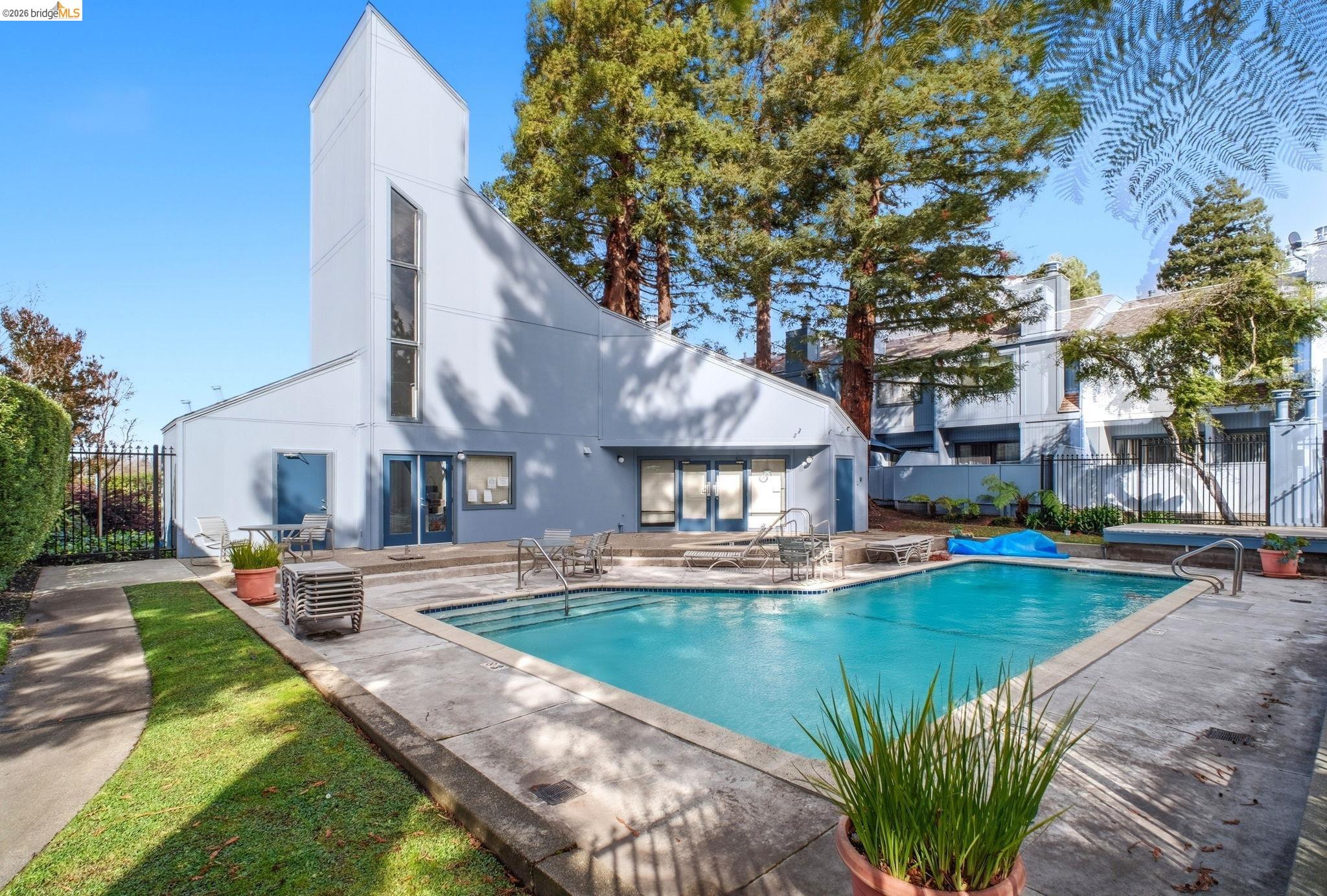 Photo #13: 41126400 Listing: Photo #13