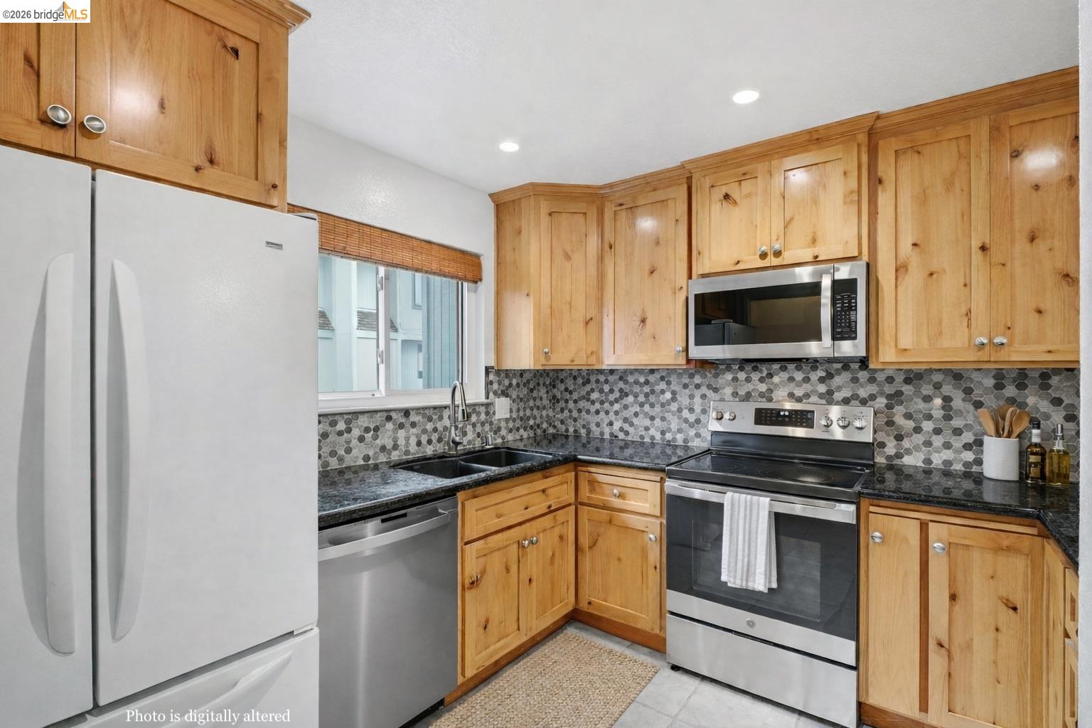 Photo #16: 41126400 Listing: Photo #16