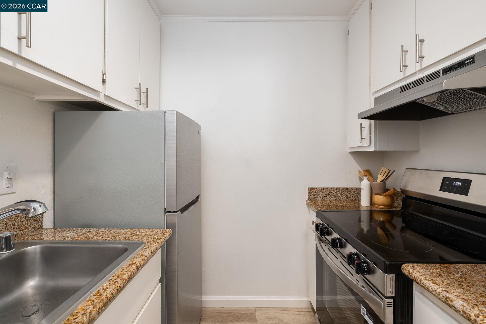 Photo #10: 41126401 Listing: Photo #10