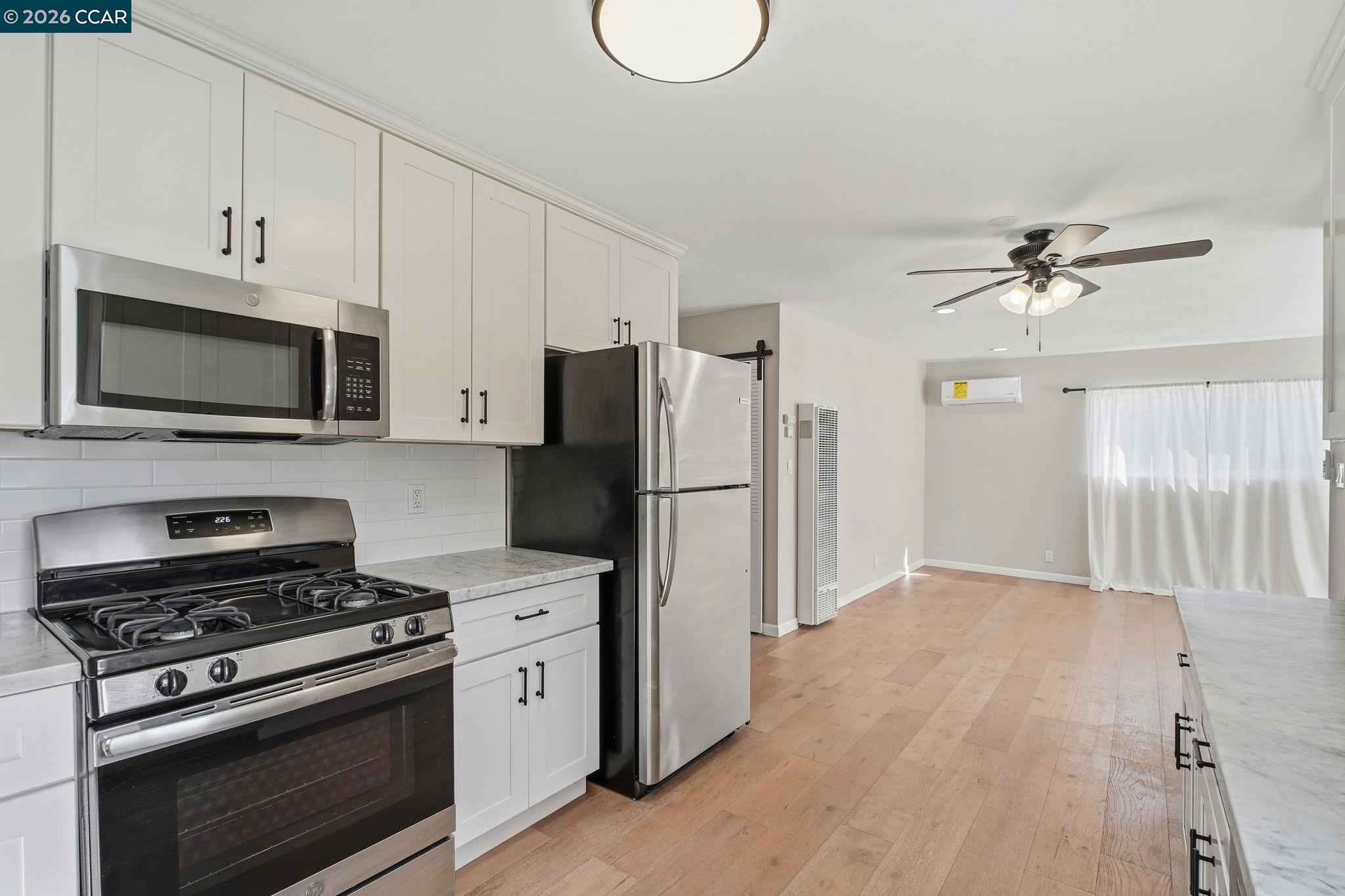 Detail Gallery Image 11 of 28 For 22824 High Street, Hayward,  CA 94541-5331 - 2 Beds | 1 Baths