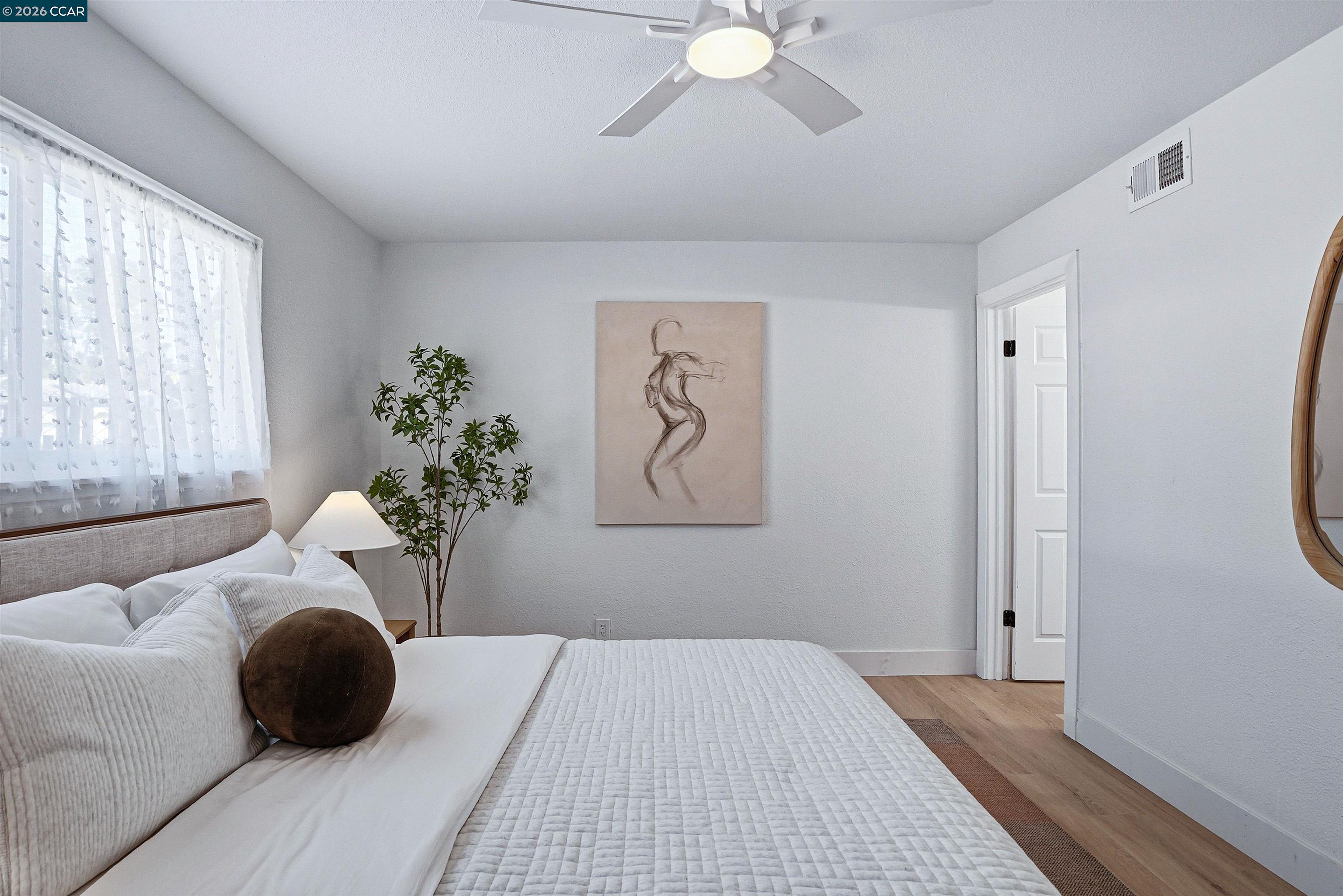 Detail Gallery Image 14 of 33 For 3005 De Anza Drive, El Sobrante,  CA 94803 - 3 Beds | 2 Baths