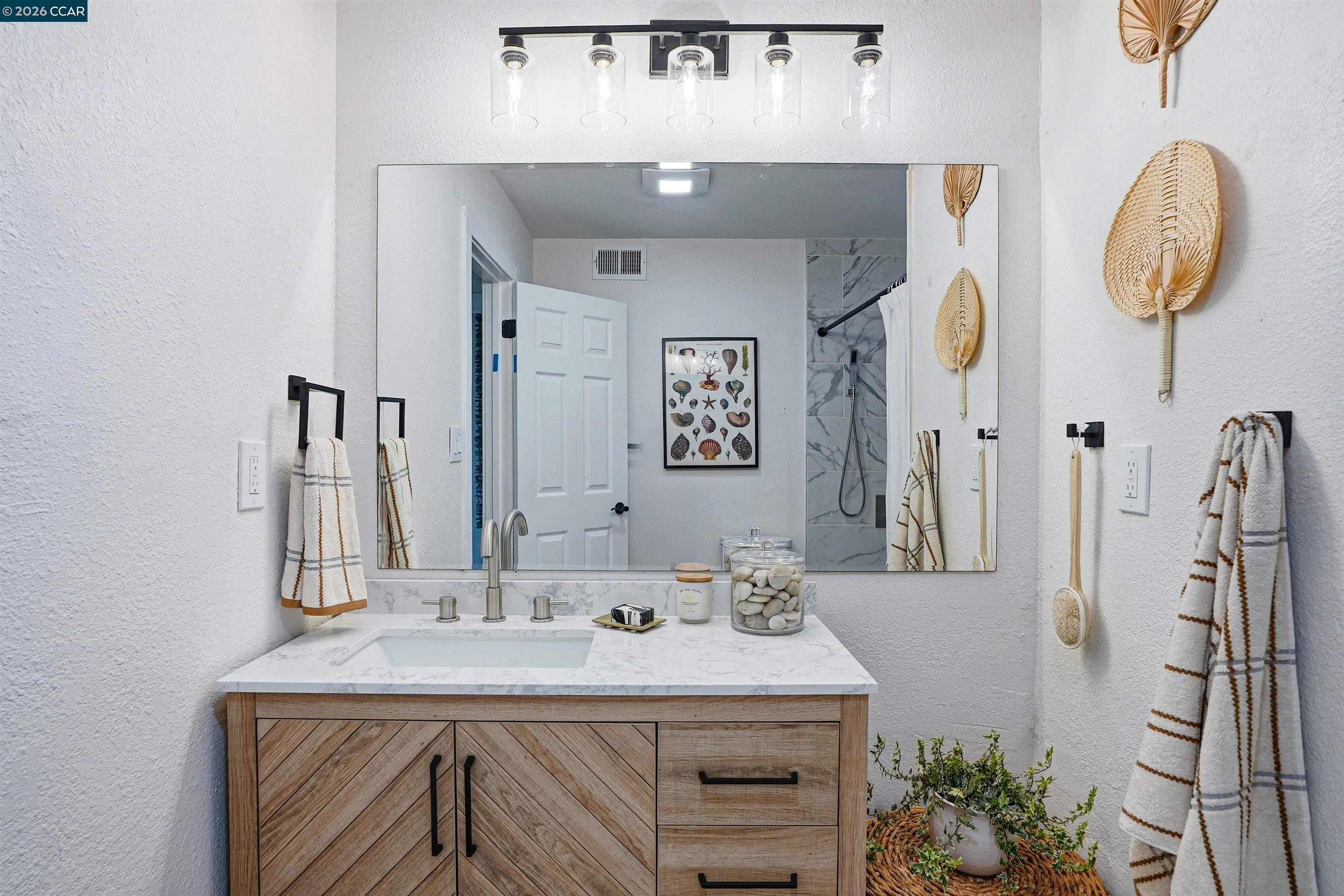 Detail Gallery Image 22 of 32 For 3005 De Anza Drive, El Sobrante,  CA 94803 - 3 Beds | 2 Baths