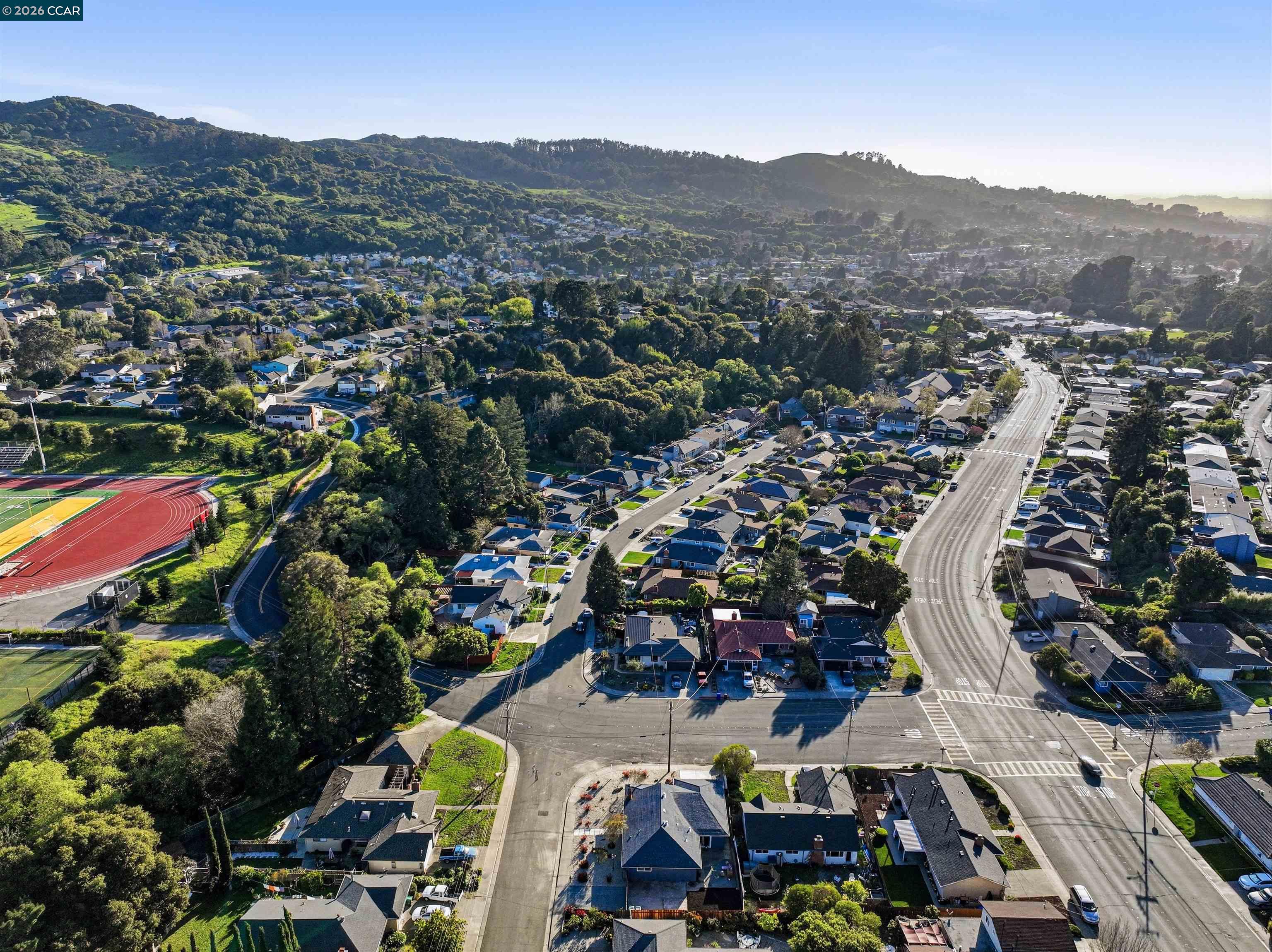 Detail Gallery Image 33 of 34 For 3005 De Anza Drive, El Sobrante,  CA 94803 - 3 Beds | 2 Baths