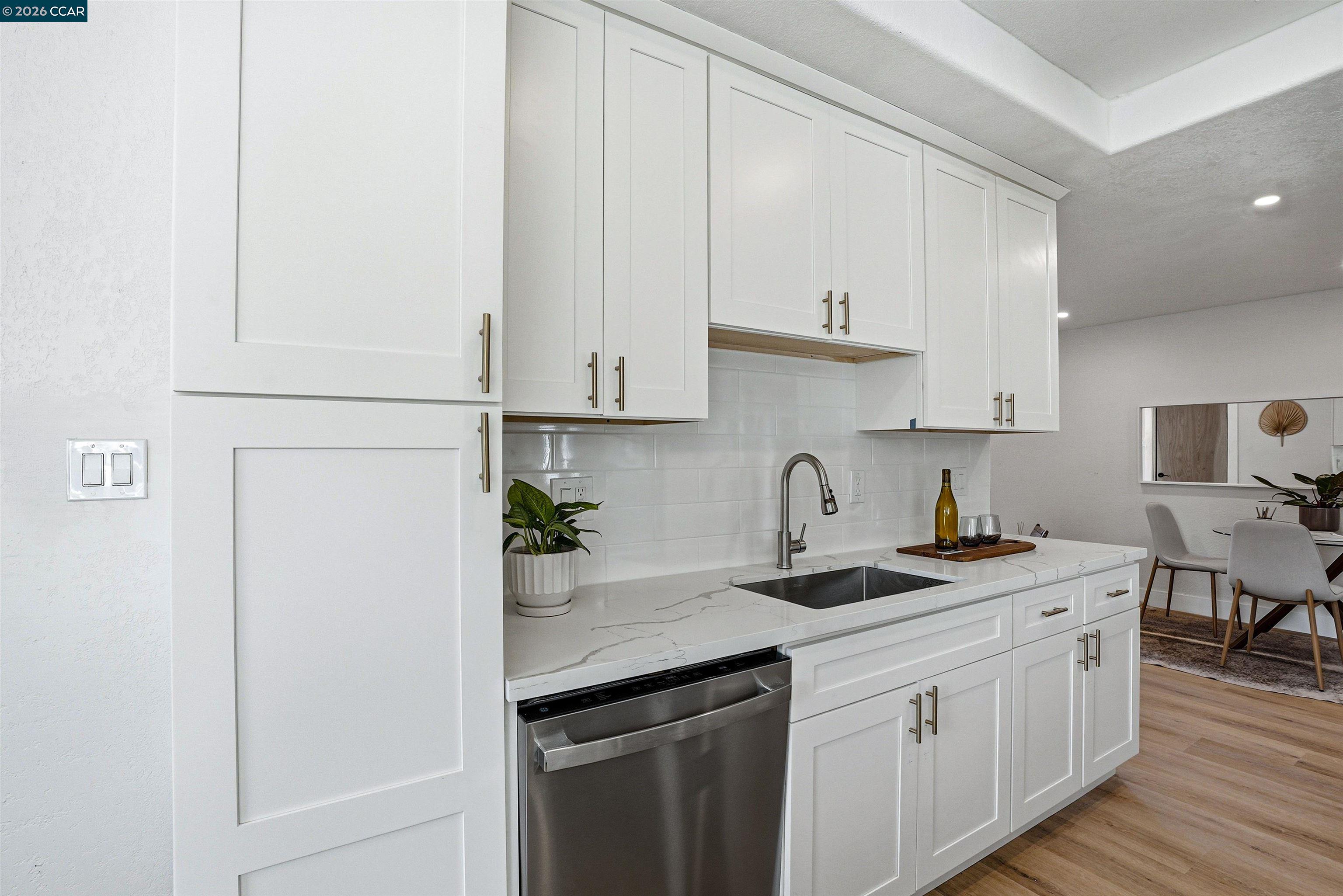 Detail Gallery Image 9 of 33 For 3005 De Anza Drive, El Sobrante,  CA 94803 - 3 Beds | 2 Baths