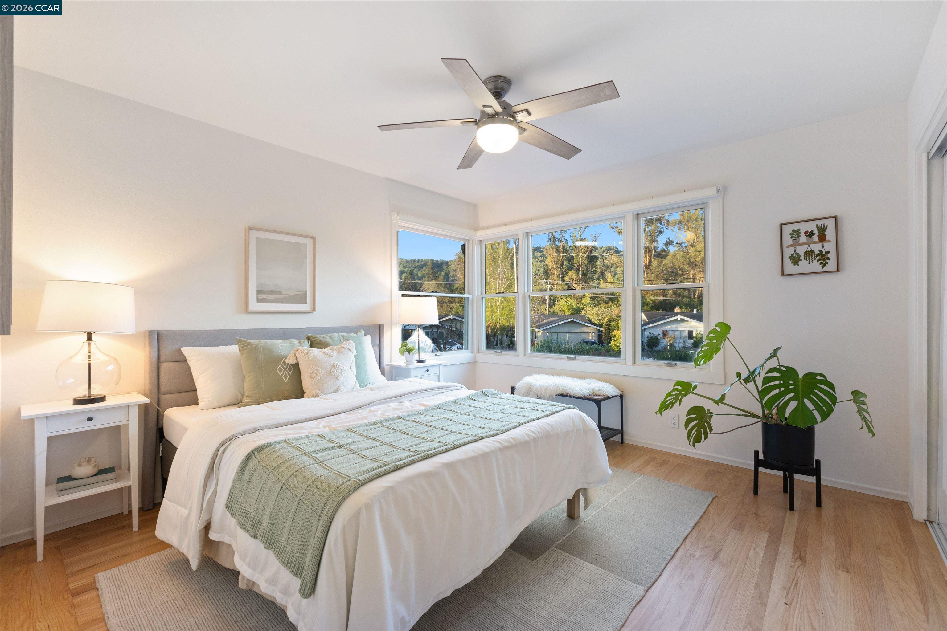 Detail Gallery Image 23 of 47 For 15 Aspinwall Ct, Orinda,  CA 94563 - 4 Beds | 2 Baths