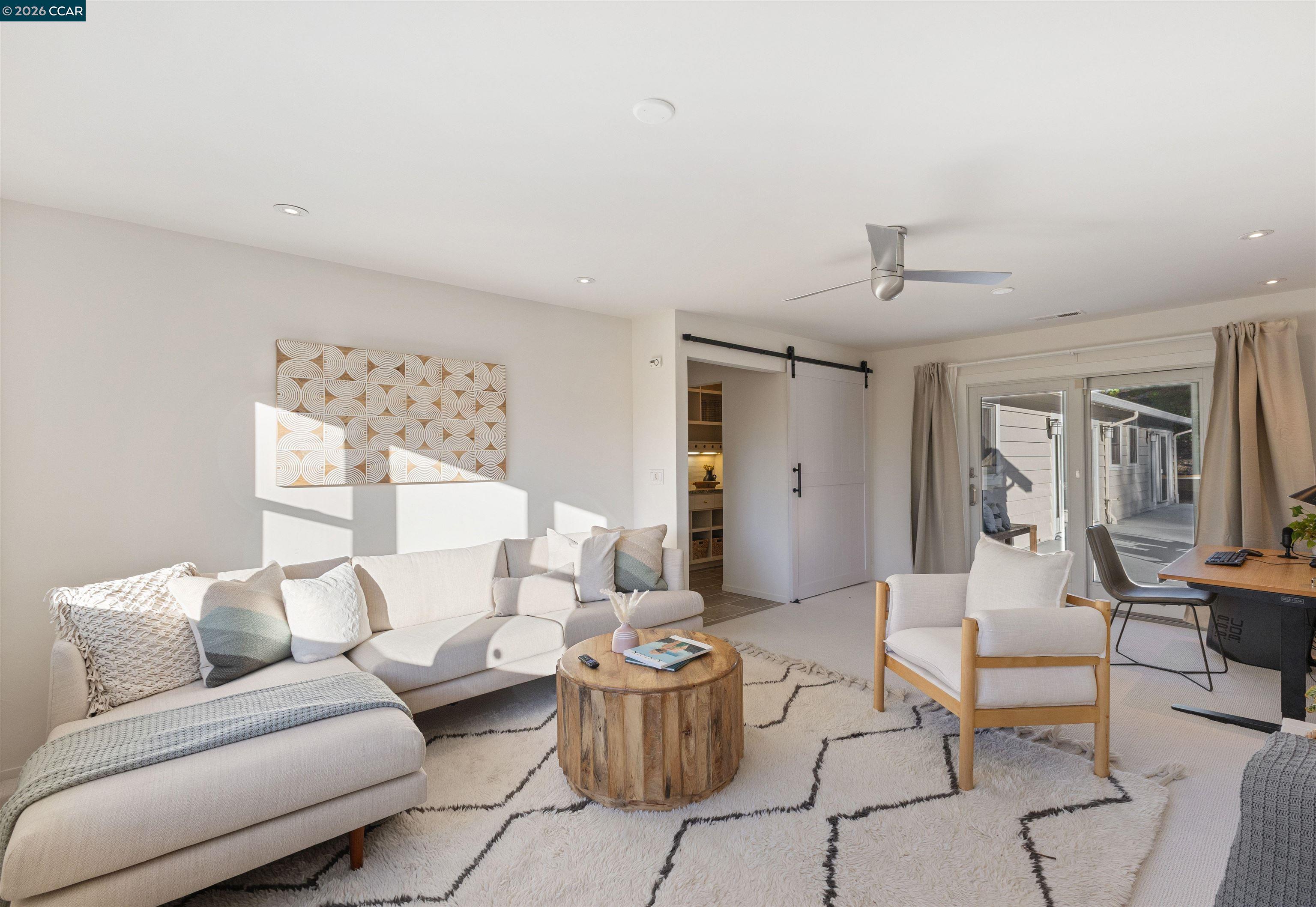 Detail Gallery Image 28 of 47 For 15 Aspinwall Ct, Orinda,  CA 94563 - 4 Beds | 2 Baths