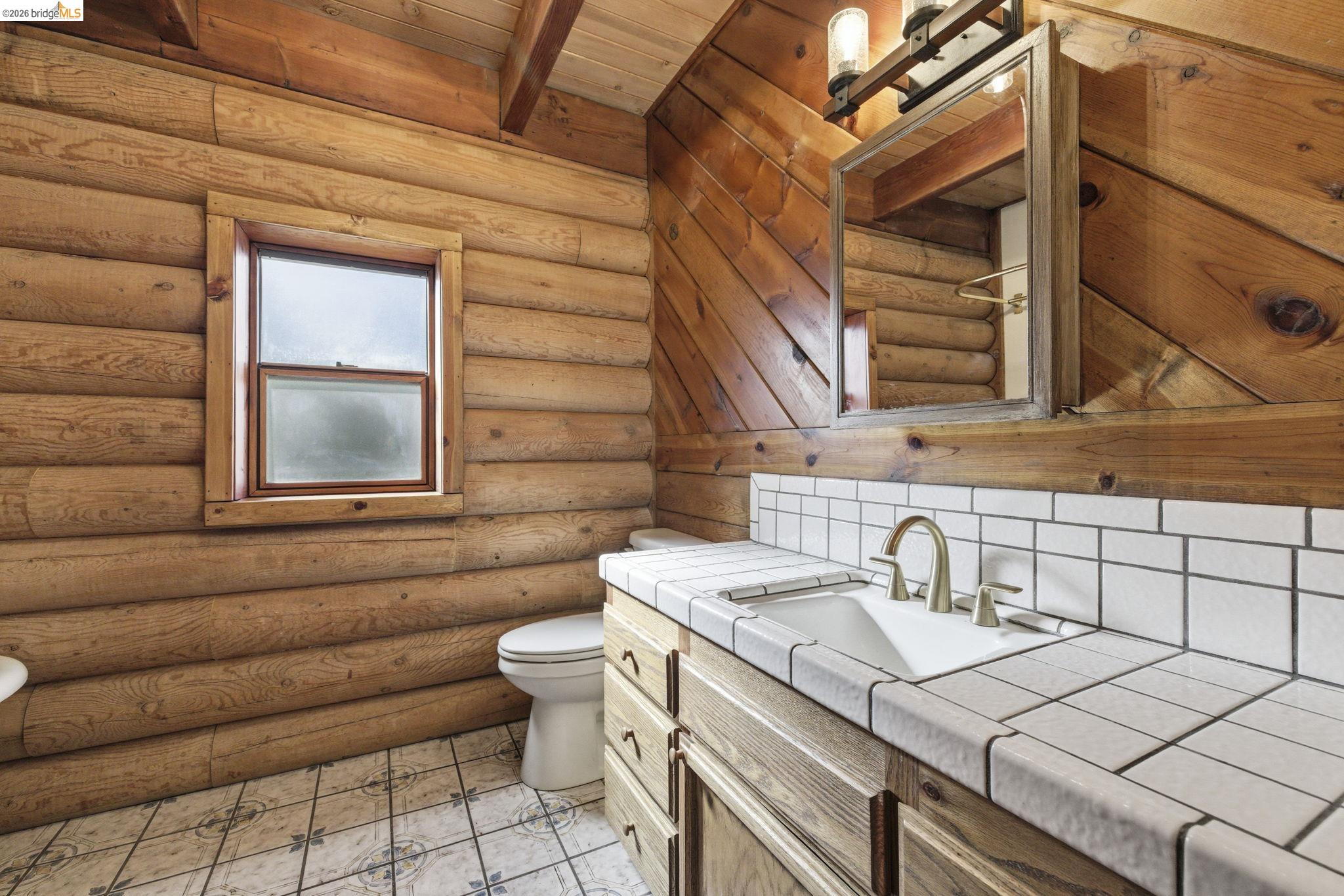 Detail Gallery Image 16 of 36 For 22511 Lilac Lane, Twain Harte,  CA 95383 - 5 Beds | 3 Baths