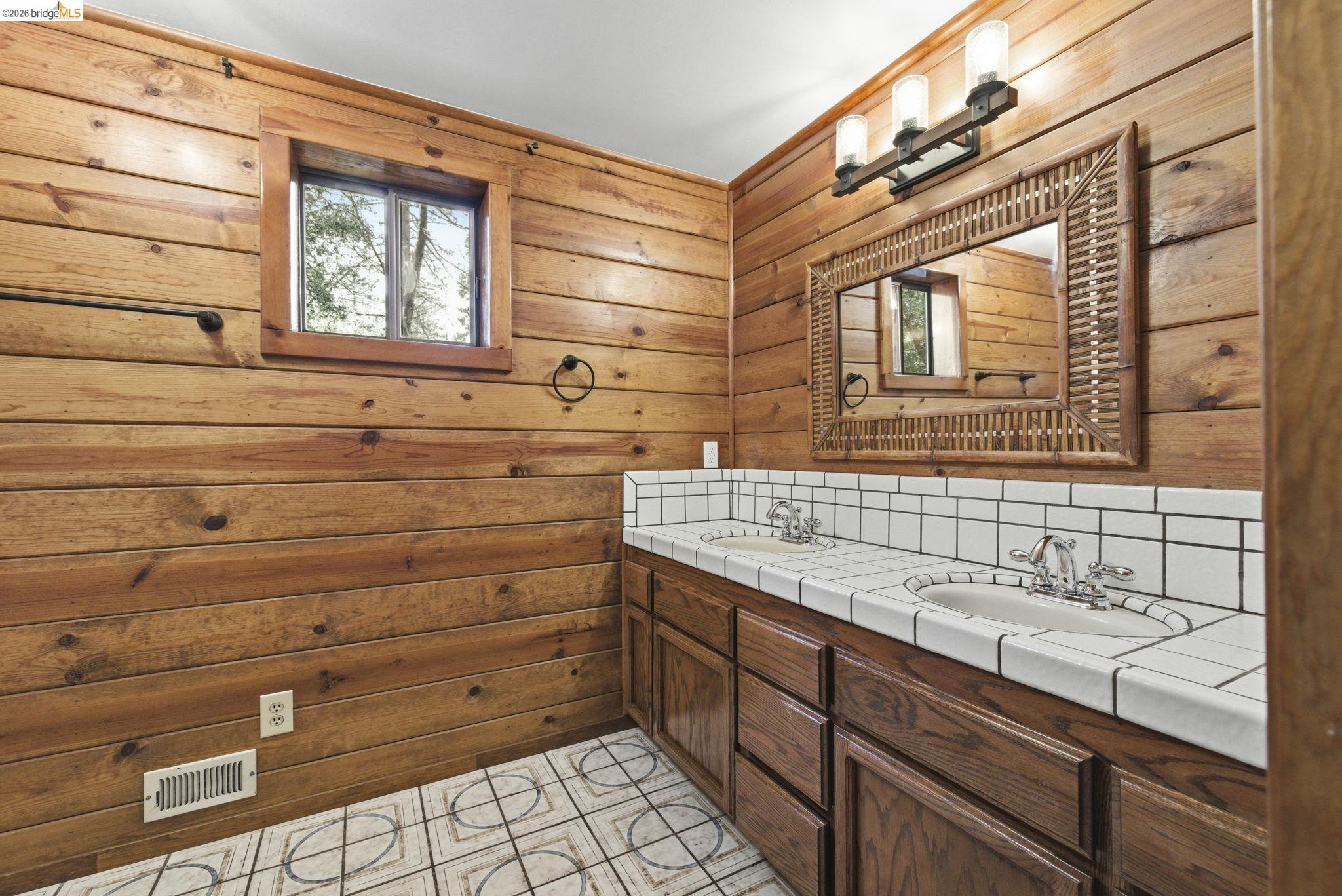 Detail Gallery Image 25 of 36 For 22511 Lilac Lane, Twain Harte,  CA 95383 - 5 Beds | 3 Baths