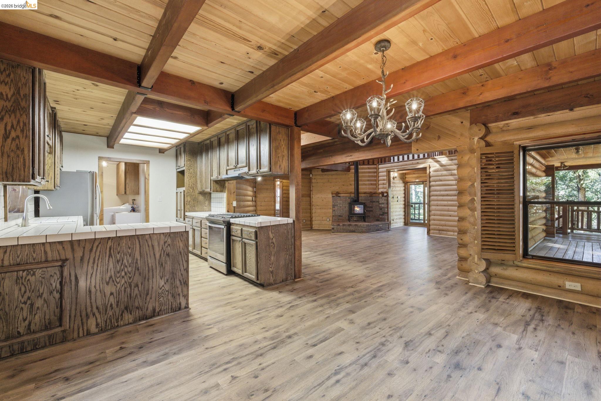 Detail Gallery Image 9 of 36 For 22511 Lilac Lane, Twain Harte,  CA 95383 - 5 Beds | 3 Baths