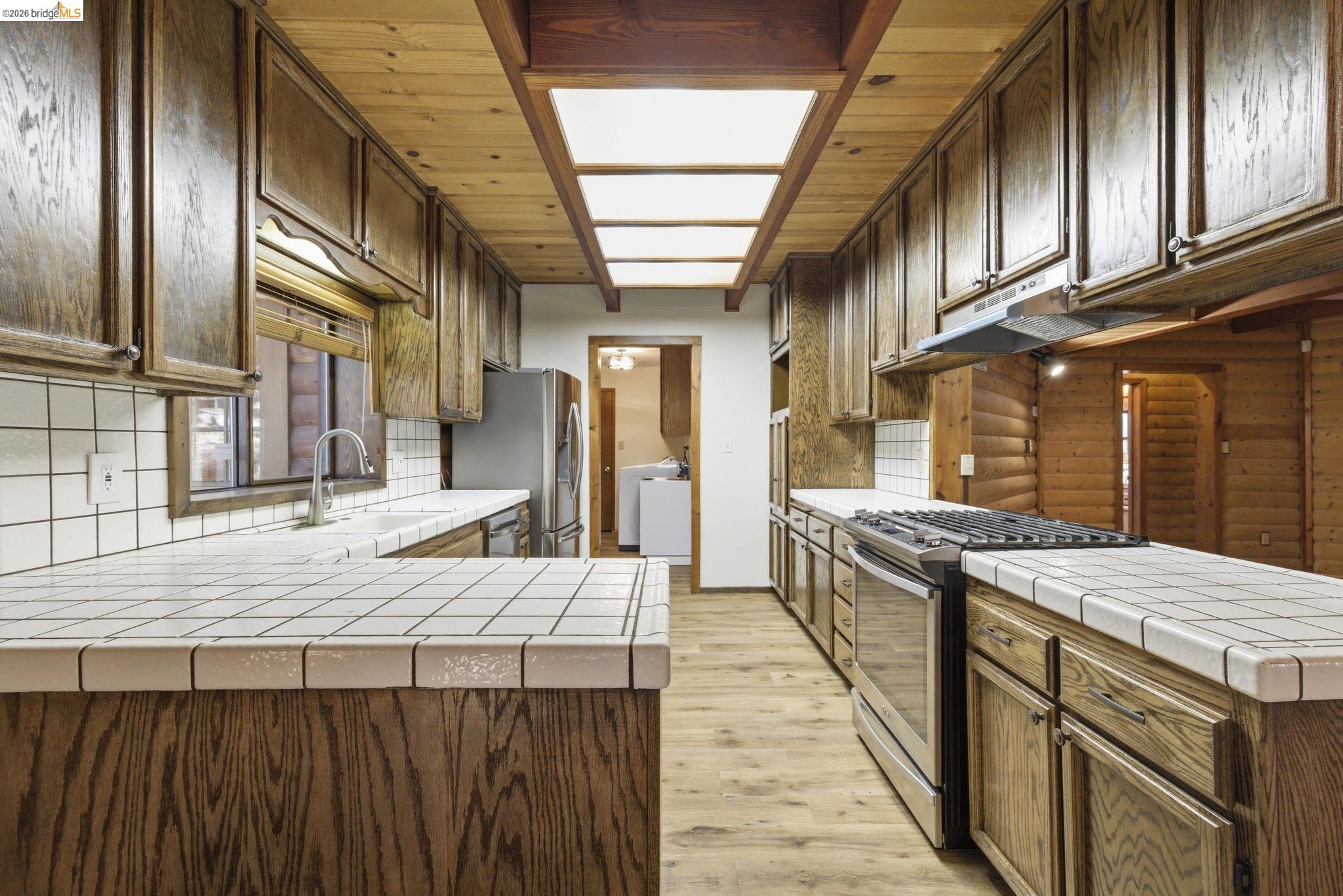 Detail Gallery Image 10 of 36 For 22511 Lilac Lane, Twain Harte,  CA 95383 - 5 Beds | 3 Baths