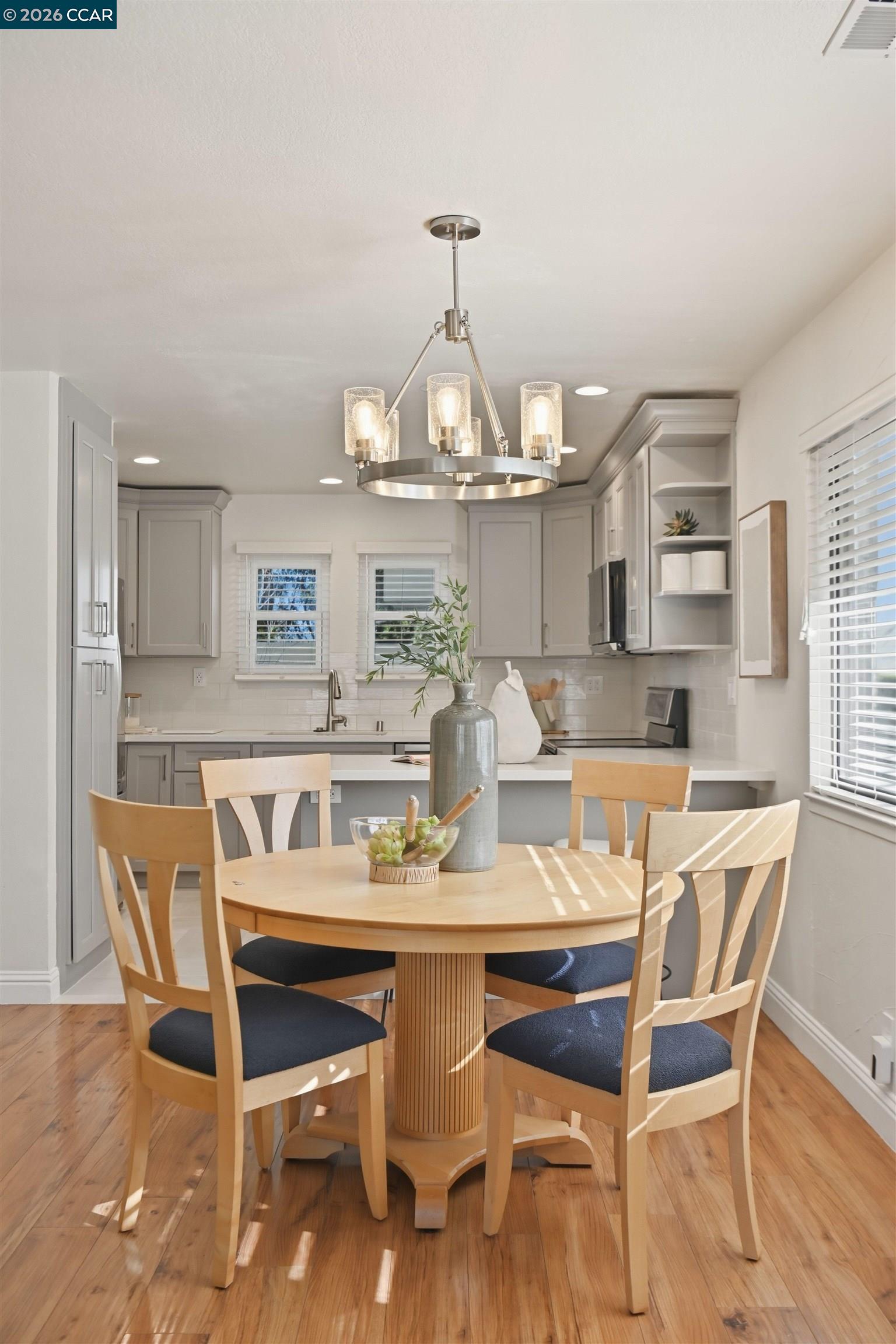 Photo #12: 41126409 Listing: Photo #12