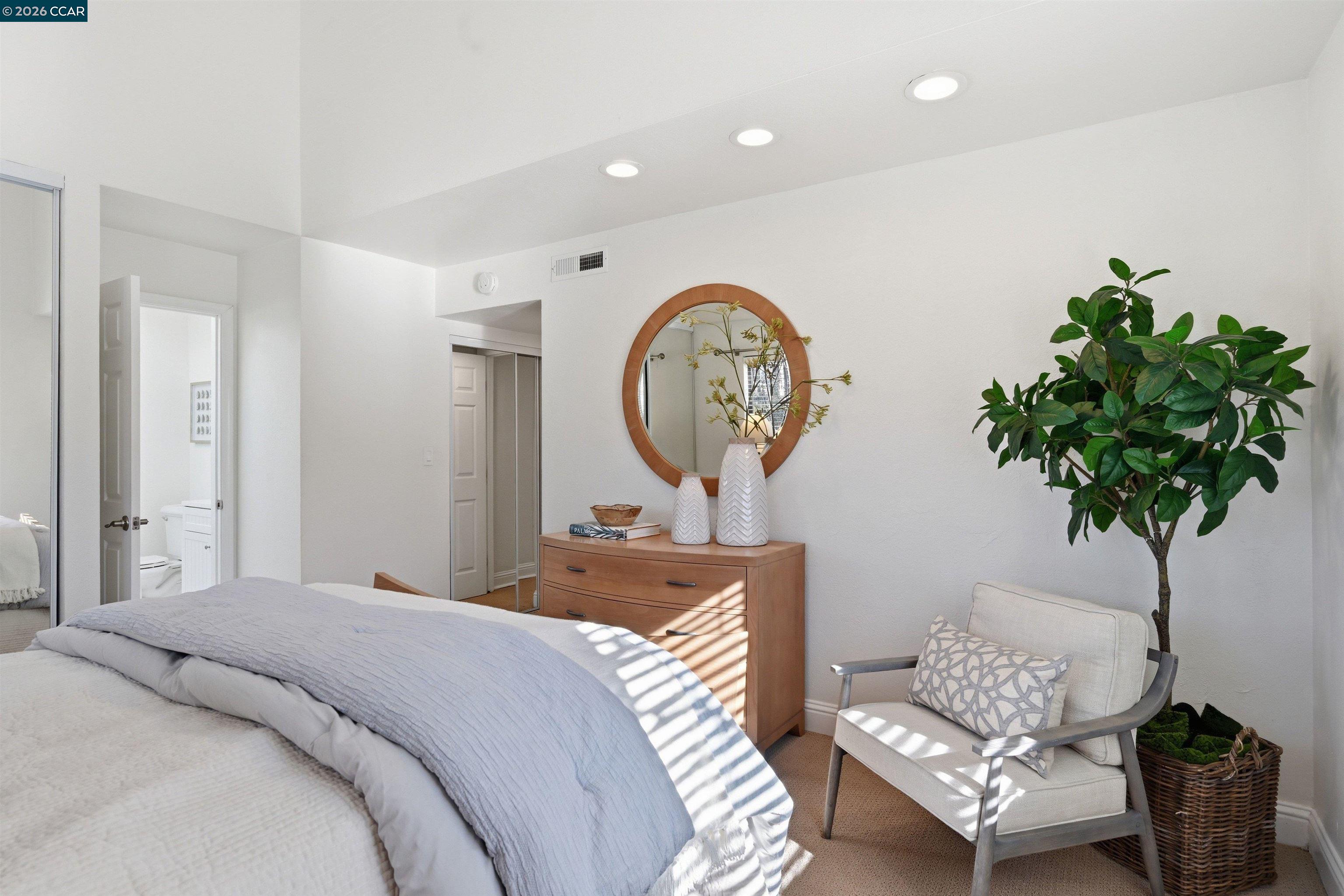 Detail Gallery Image 29 of 59 For 55 Mozden Ln, Pleasant Hill,  CA 94523 - 3 Beds | 2/1 Baths