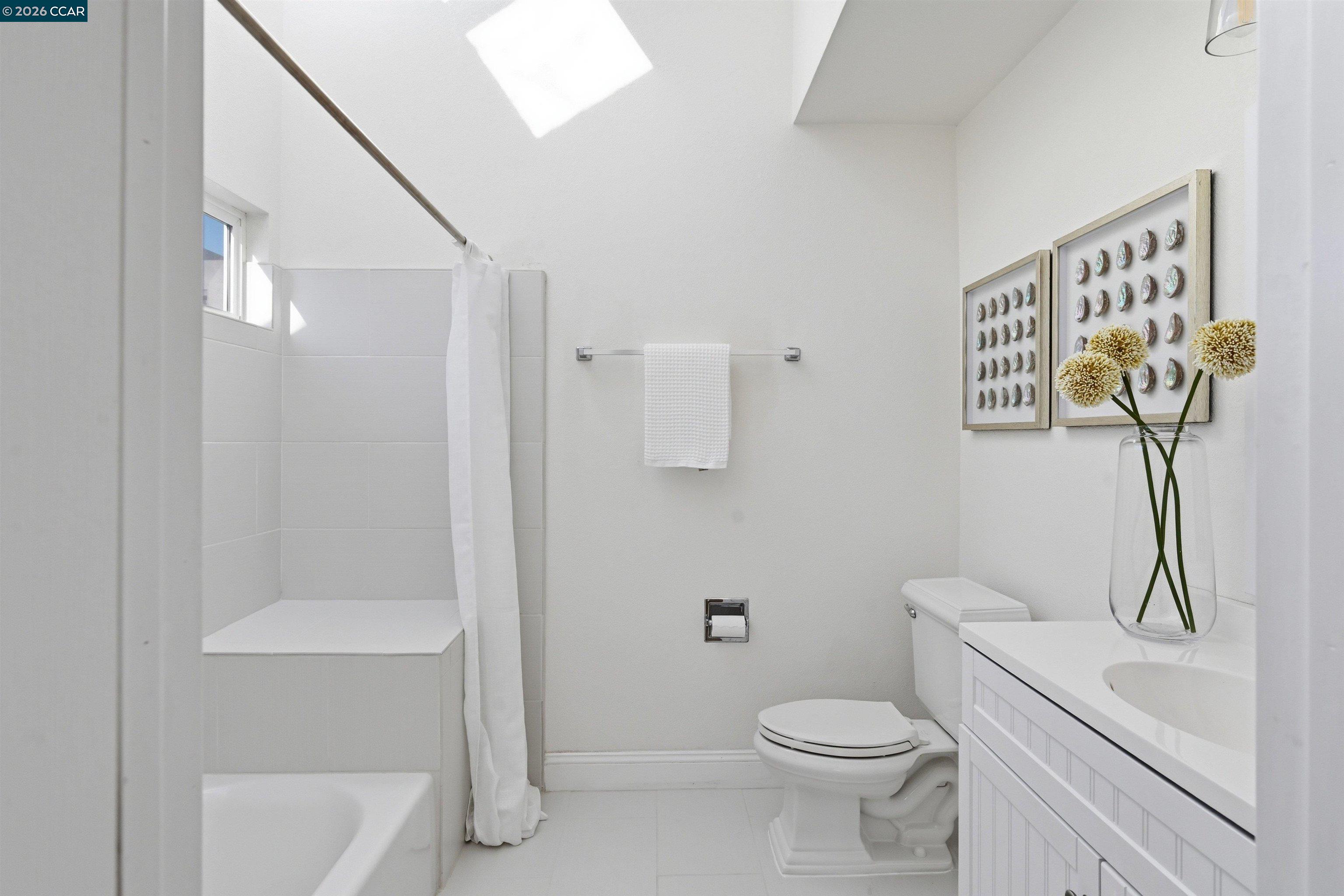 Detail Gallery Image 30 of 59 For 55 Mozden Ln, Pleasant Hill,  CA 94523 - 3 Beds | 2/1 Baths