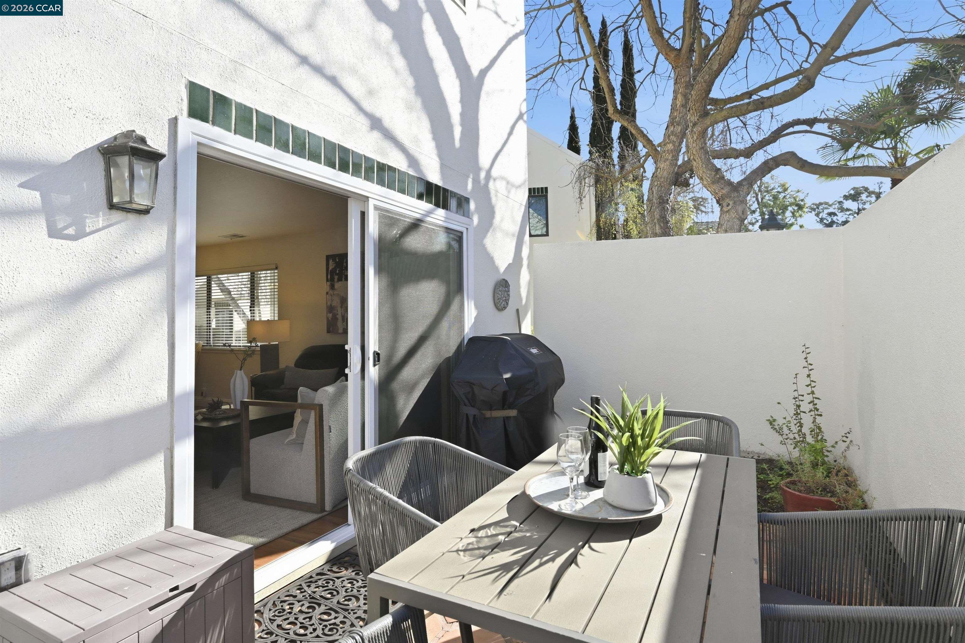 Detail Gallery Image 46 of 59 For 55 Mozden Ln, Pleasant Hill,  CA 94523 - 3 Beds | 2/1 Baths