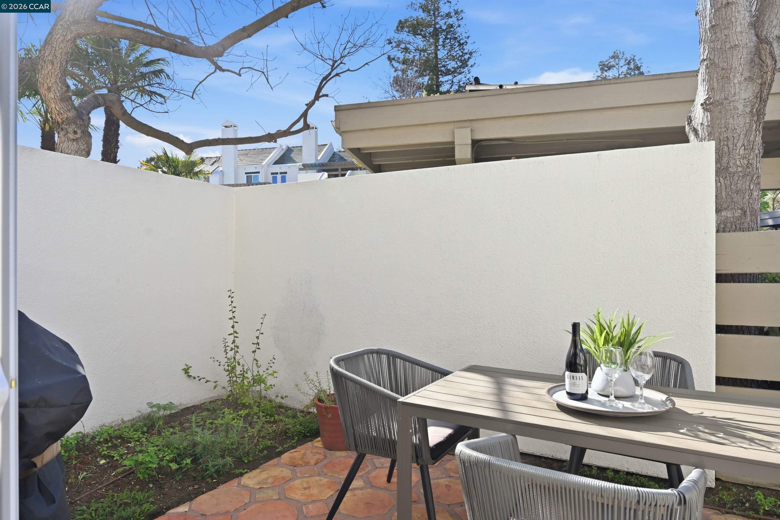 Detail Gallery Image 48 of 59 For 55 Mozden Ln, Pleasant Hill,  CA 94523 - 3 Beds | 2/1 Baths