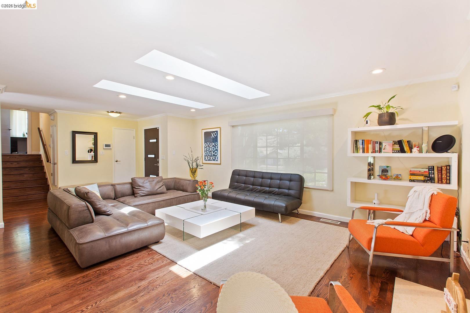 Detail Gallery Image 6 of 29 For 147 Natalie Dr, Moraga,  CA 94556 - 4 Beds | 2/1 Baths