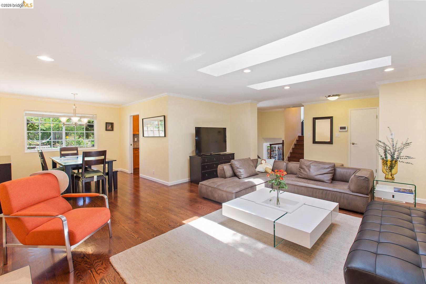 Detail Gallery Image 7 of 29 For 147 Natalie Dr, Moraga,  CA 94556 - 4 Beds | 2/1 Baths