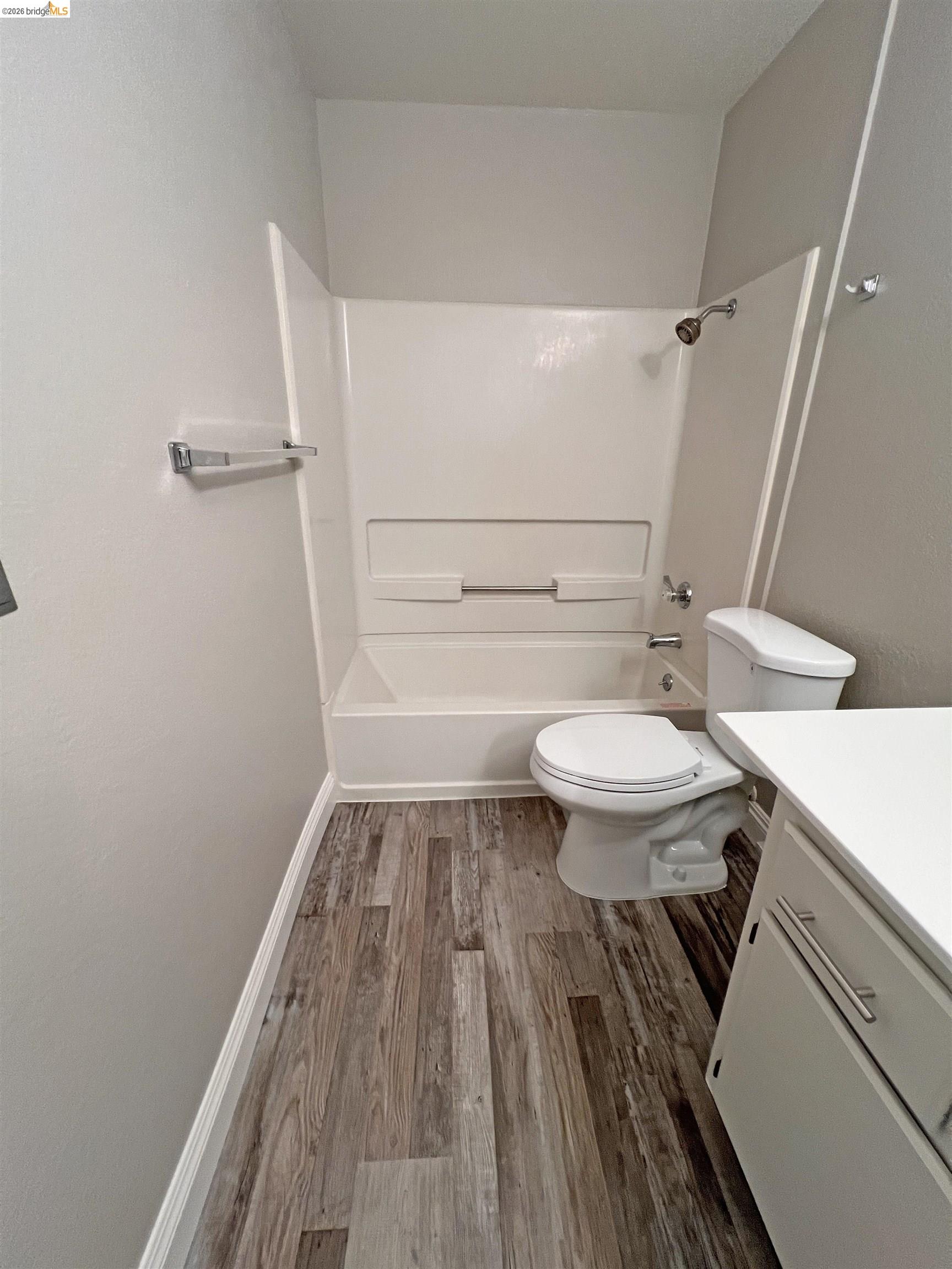 Detail Gallery Image 11 of 24 For 297 Lighthouse Dr, Vallejo,  CA 94590-4030 - 3 Beds | 2 Baths