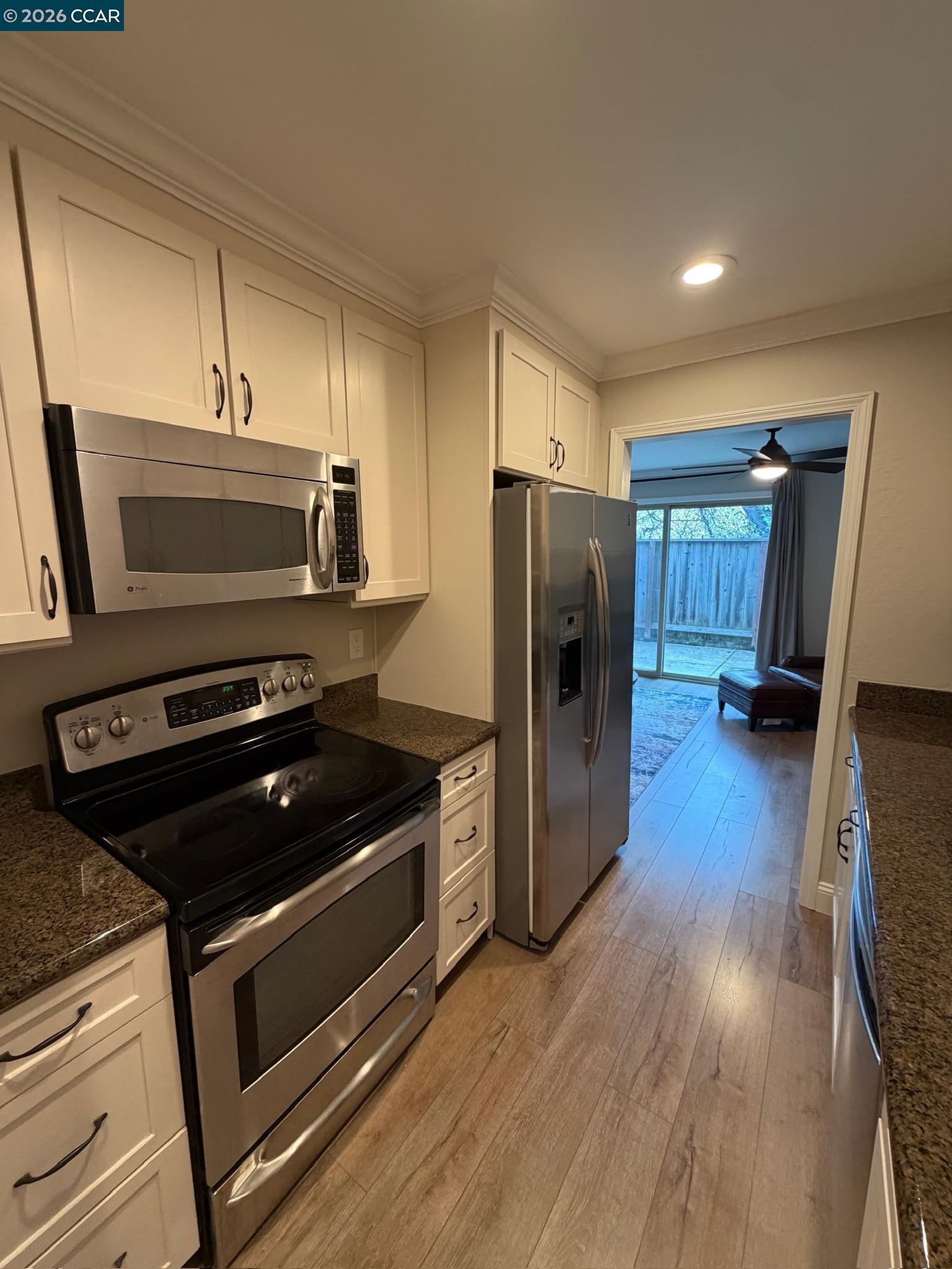 Photo #12: 41126413 Listing: Photo #12